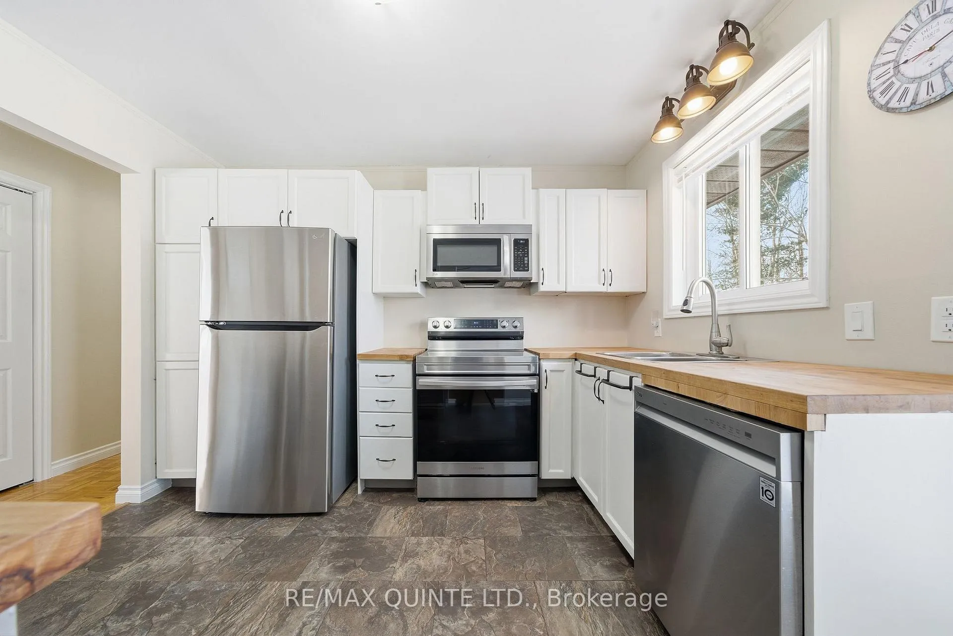 Photo 9 of 140 Edward Street, Stirling-Rawdon, Stirling Ward — HOMEH
