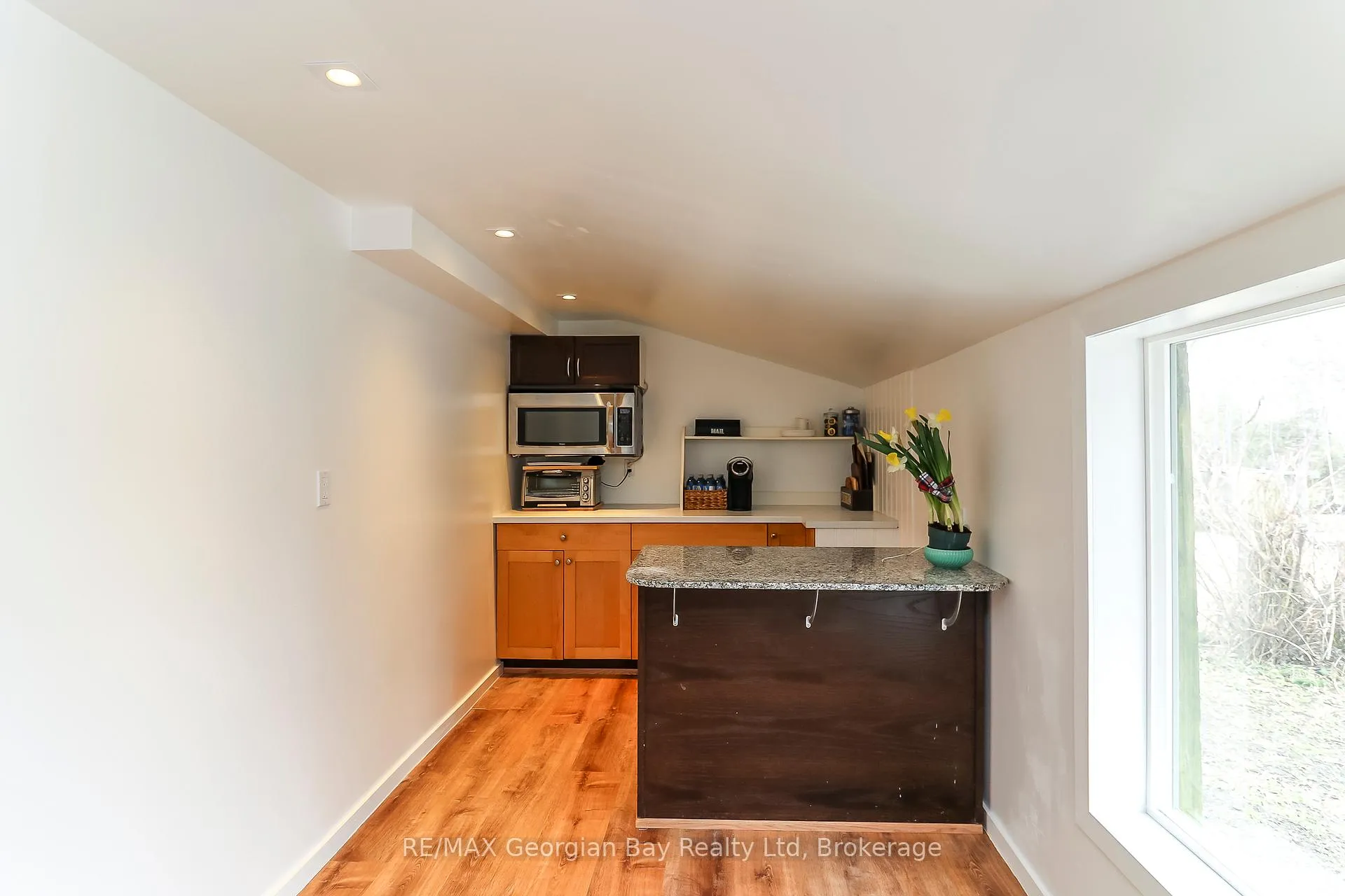 Photo 14 of 106 William Street, Tay, Victoria Harbour — HOMEH