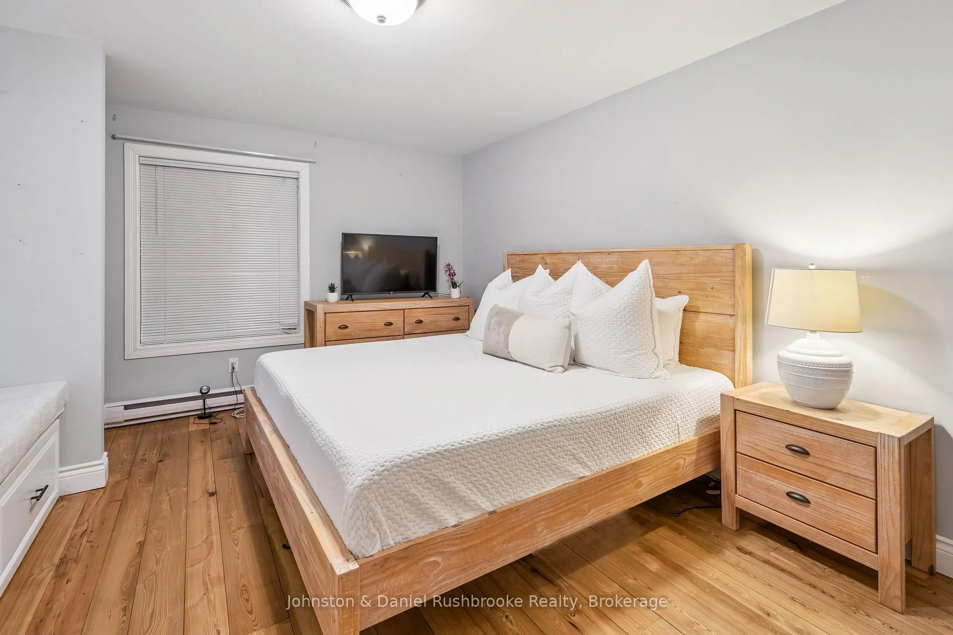 Photo 18 of 1051 Evanswood Drive, Gravenhurst, Wood (Gravenhurst) — HOMEH