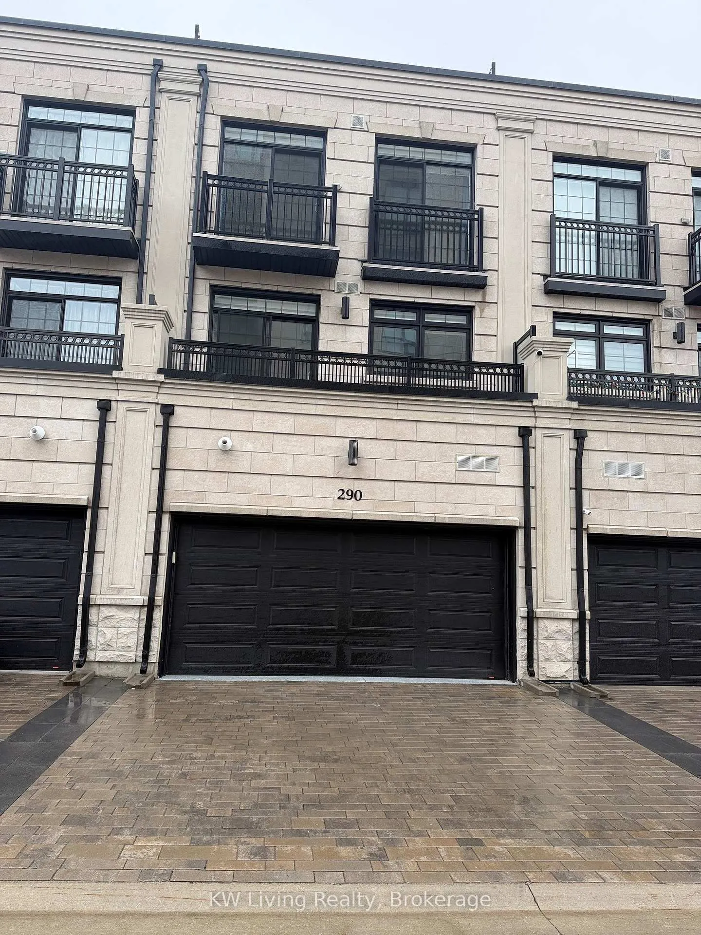Photo 2 of 290 Buchanan Drive, Markham, Unionville — HOMEH