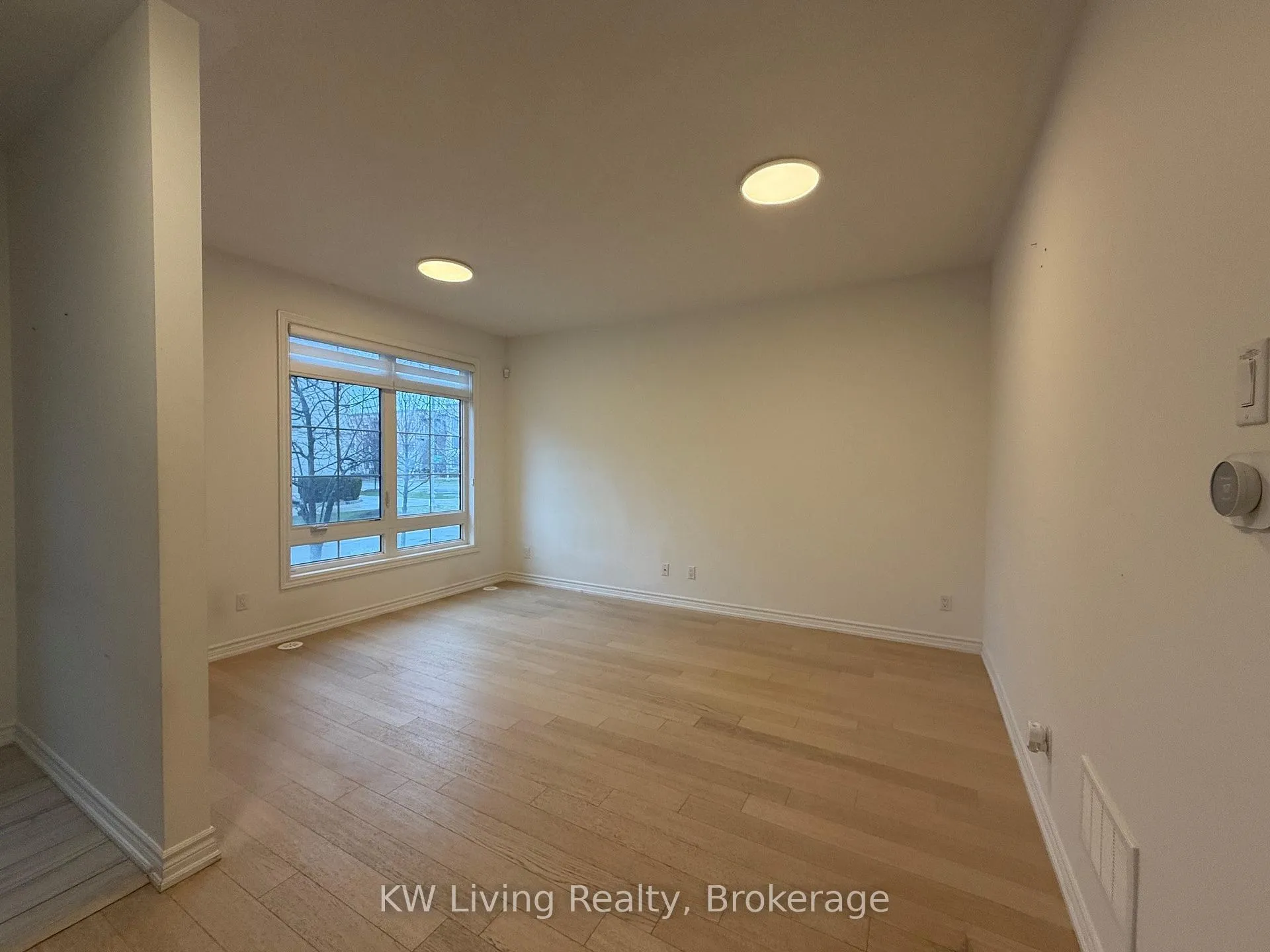 Photo 6 of 290 Buchanan Drive, Markham, Unionville — HOMEH