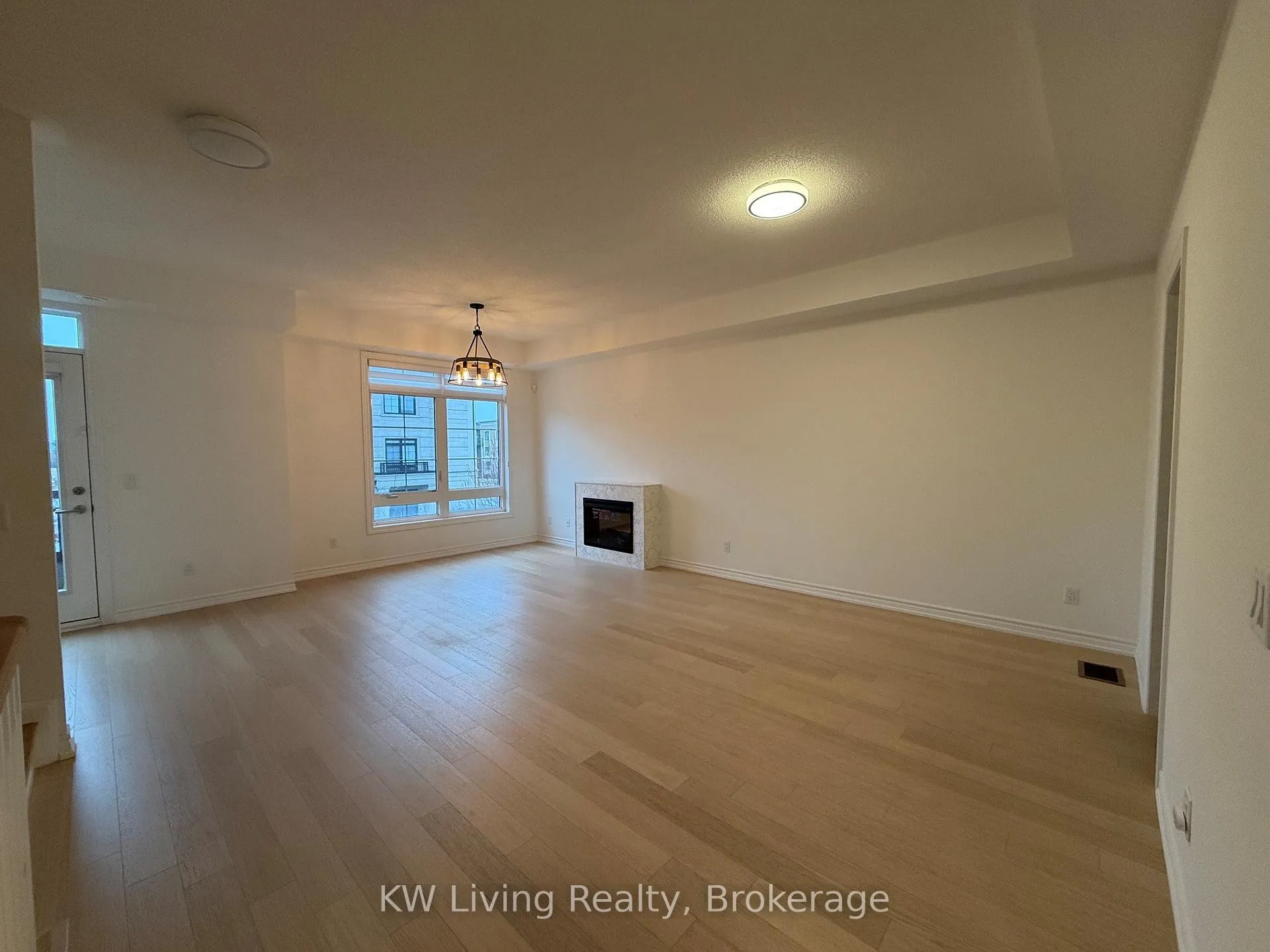 Photo 7 of 290 Buchanan Drive, Markham, Unionville — HOMEH