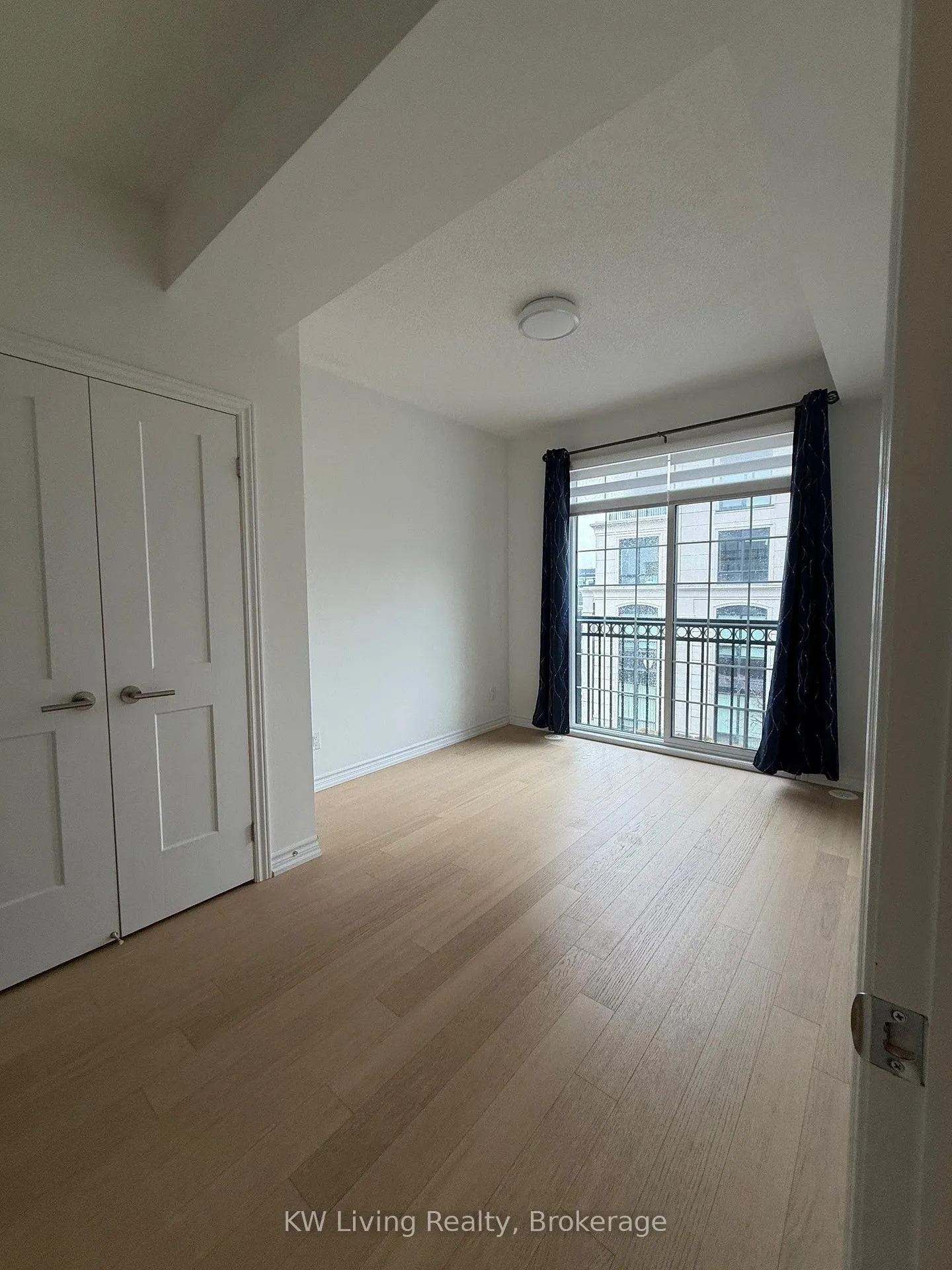 Photo 13 of 290 Buchanan Drive, Markham, Unionville — HOMEH