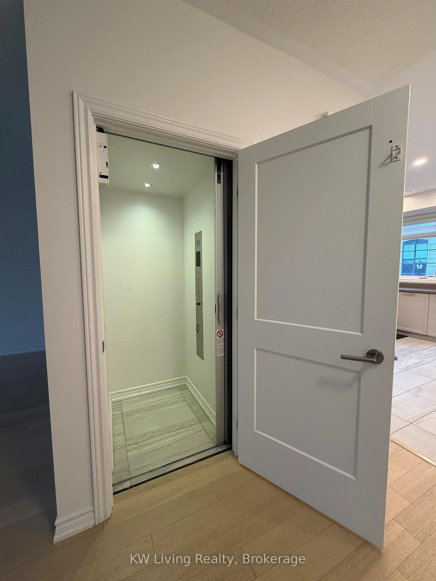 Photo 16 of 290 Buchanan Drive, Markham, Unionville — HOMEH