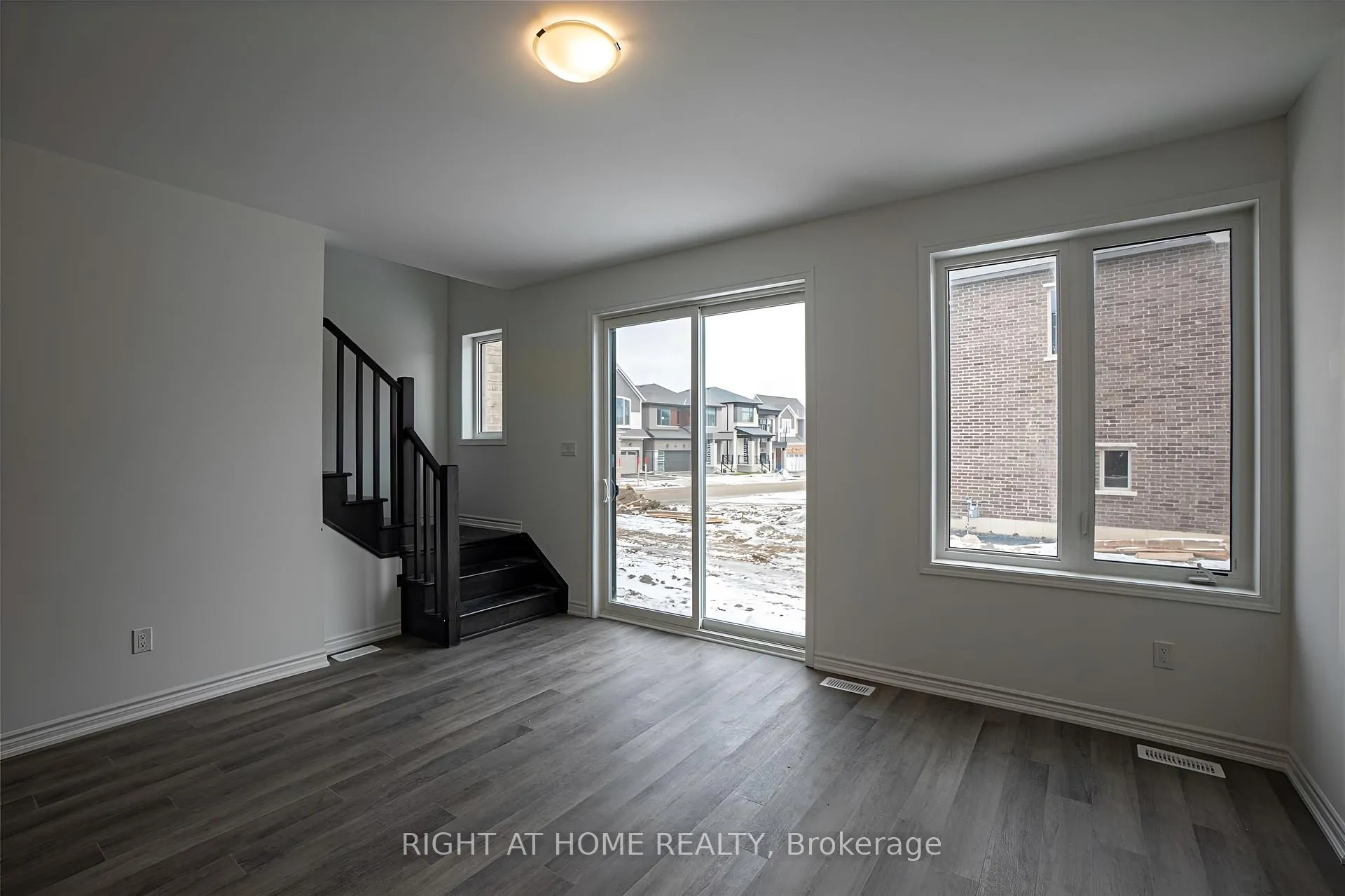 Photo 2 of 65 Forestwalk Street, Kitchener — HOMEH
