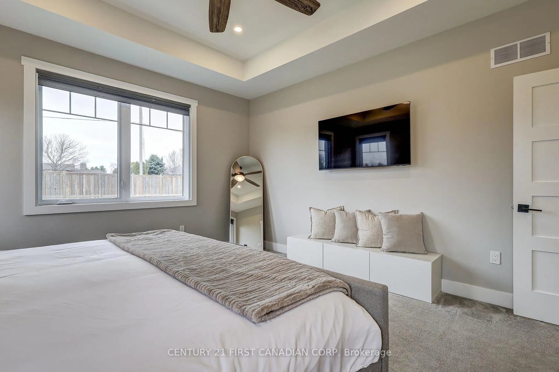 Photo 11 of 49306 Ashland Avenue, Malahide, Lyons — HOMEH