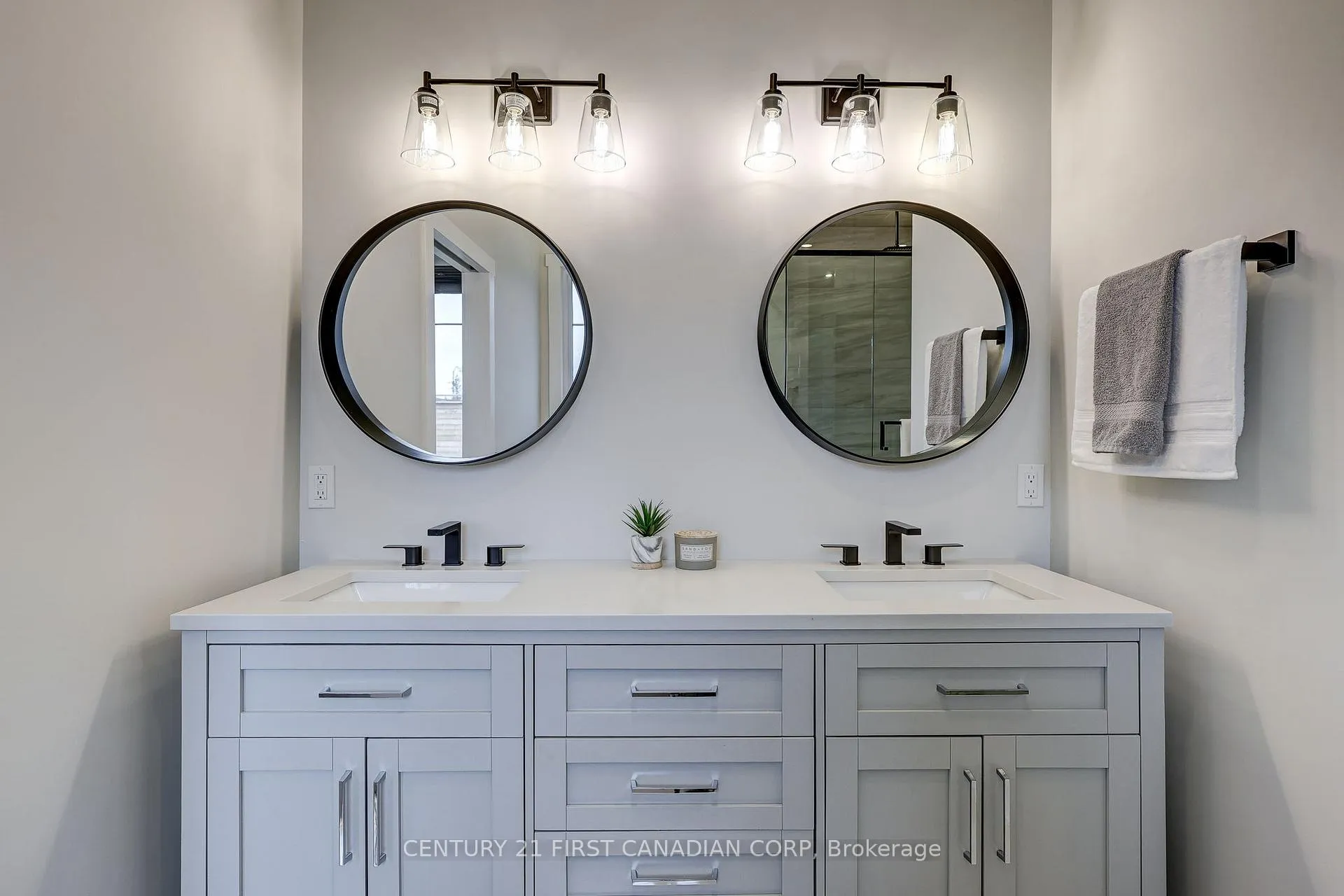 Photo 14 of 49306 Ashland Avenue, Malahide, Lyons — HOMEH