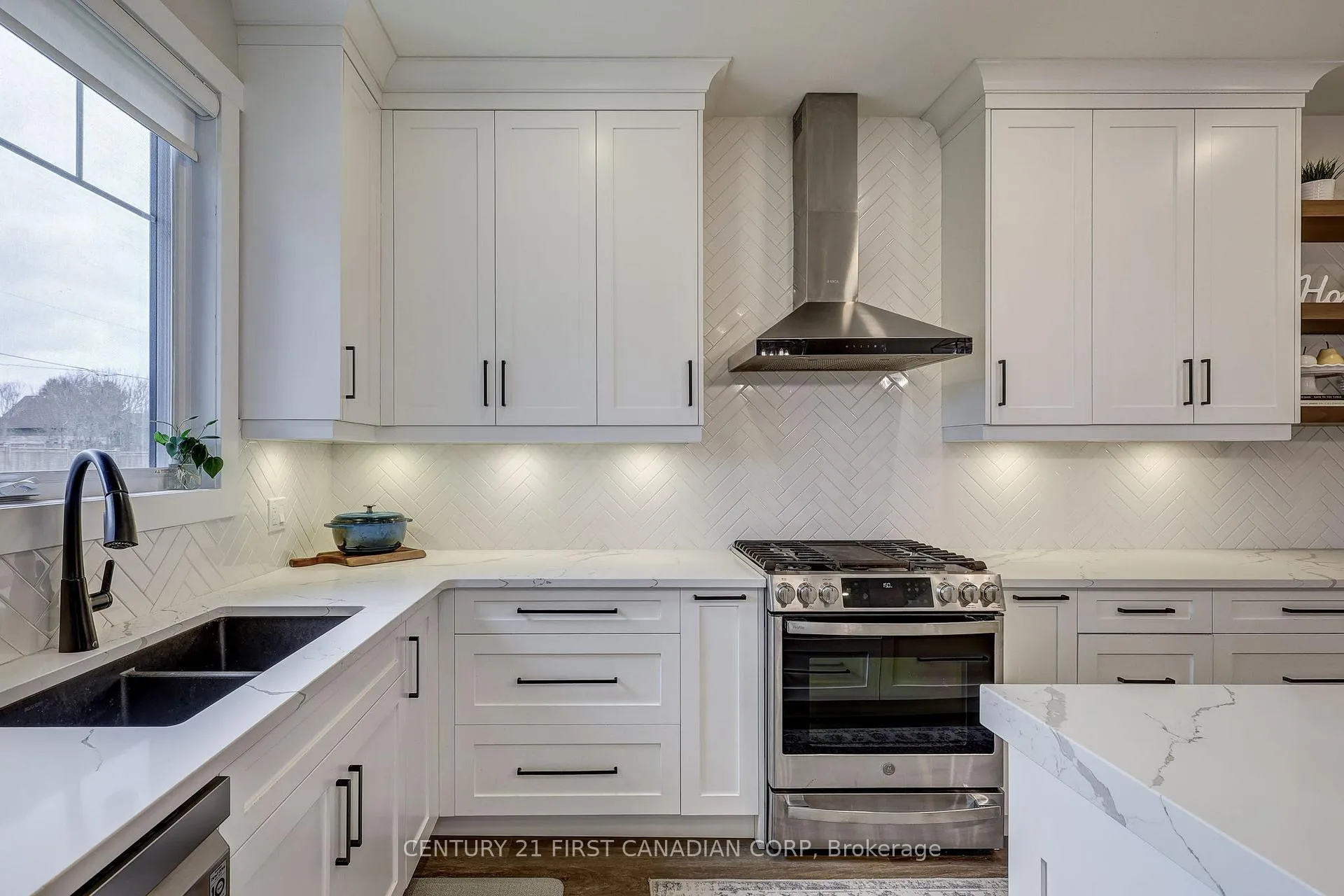 Photo 28 of 49306 Ashland Avenue, Malahide, Lyons — HOMEH