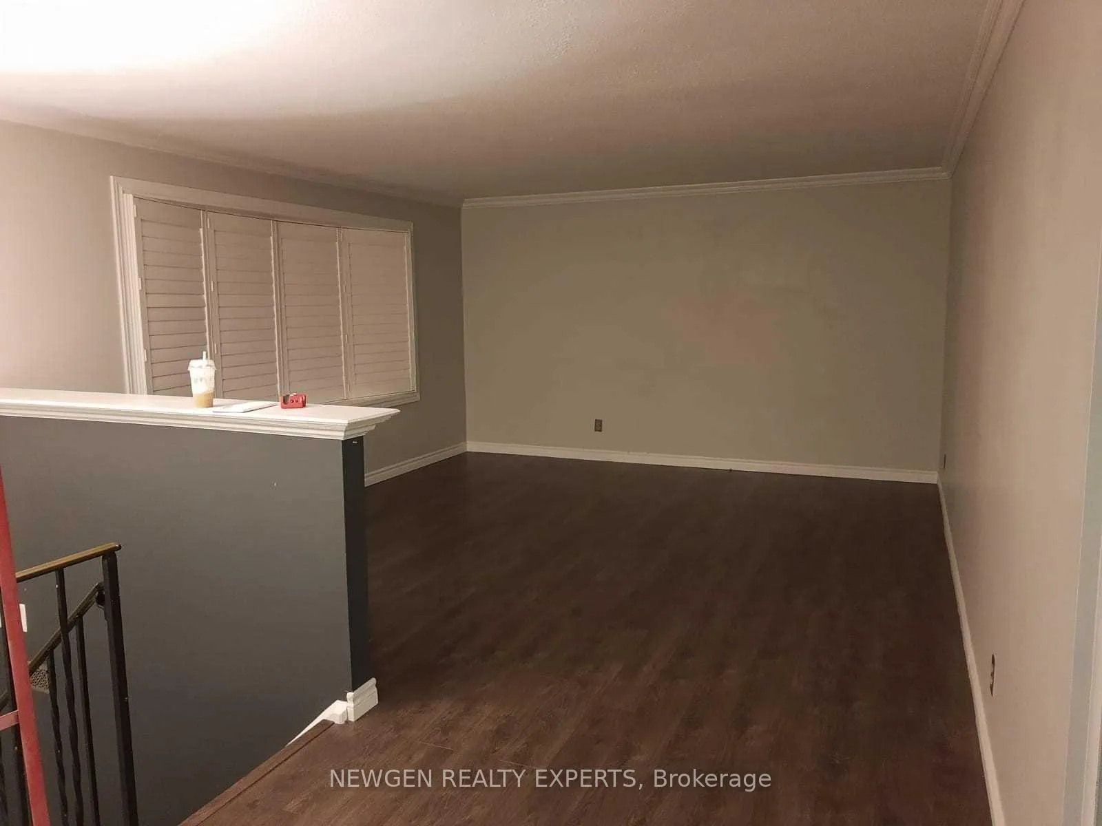 Photo 4 of 264 Laurentian Drive, Kitchener — HOMEH