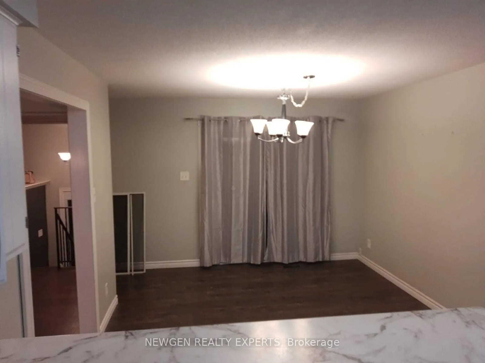 Photo 7 of 264 Laurentian Drive, Kitchener — HOMEH