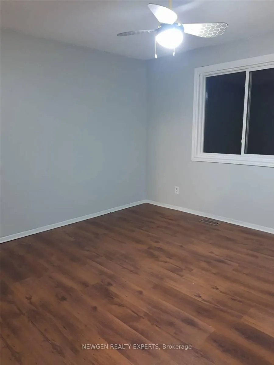 Photo 11 of 264 Laurentian Drive, Kitchener — HOMEH