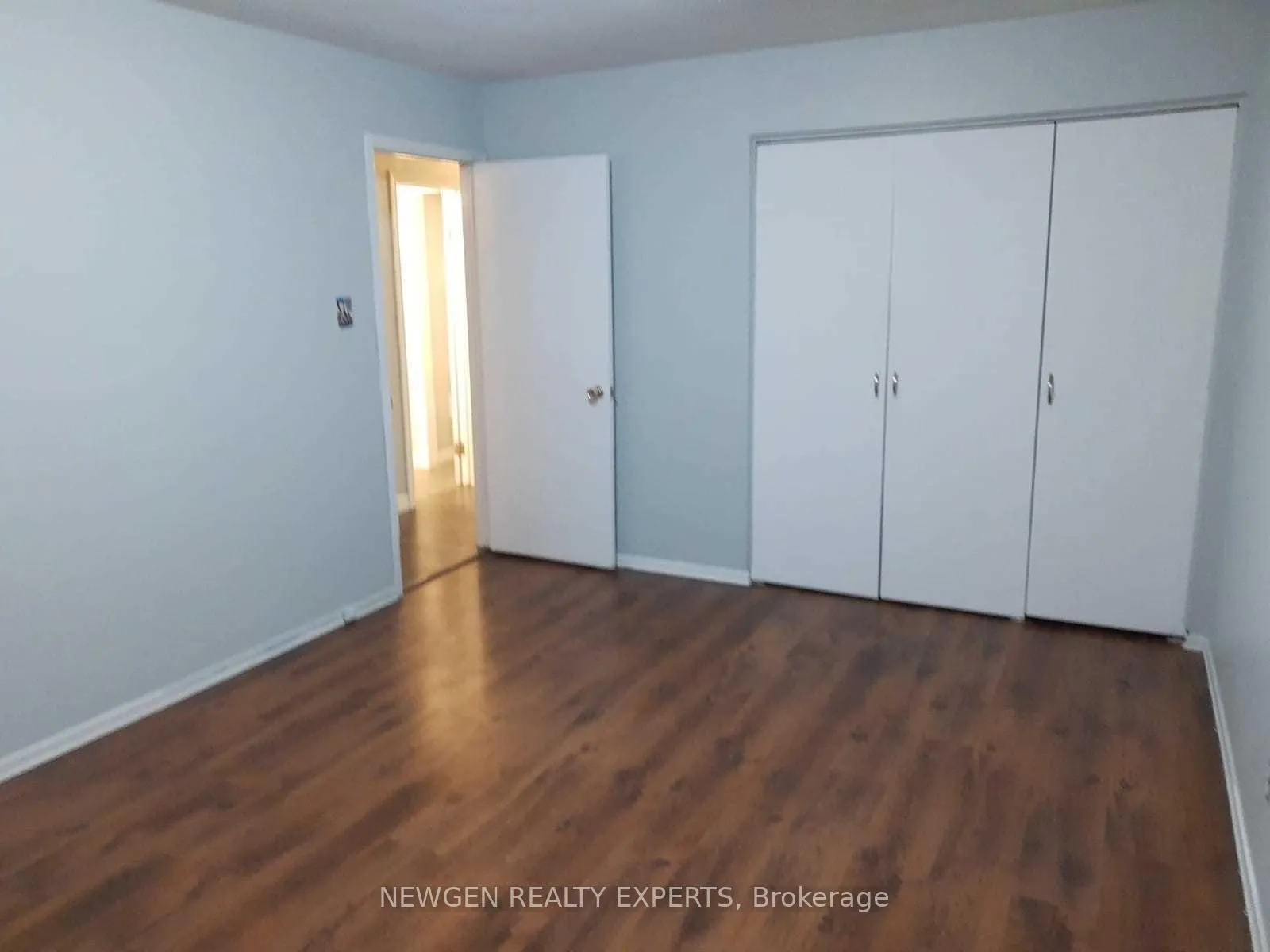 Photo 12 of 264 Laurentian Drive, Kitchener — HOMEH