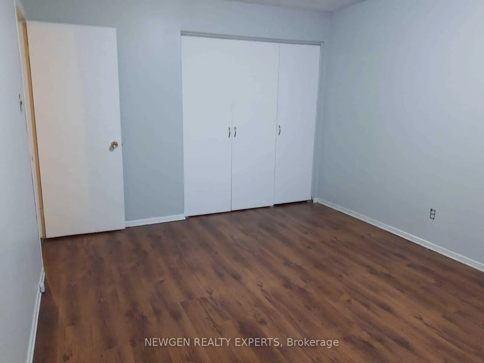 Photo 13 of 264 Laurentian Drive, Kitchener — HOMEH