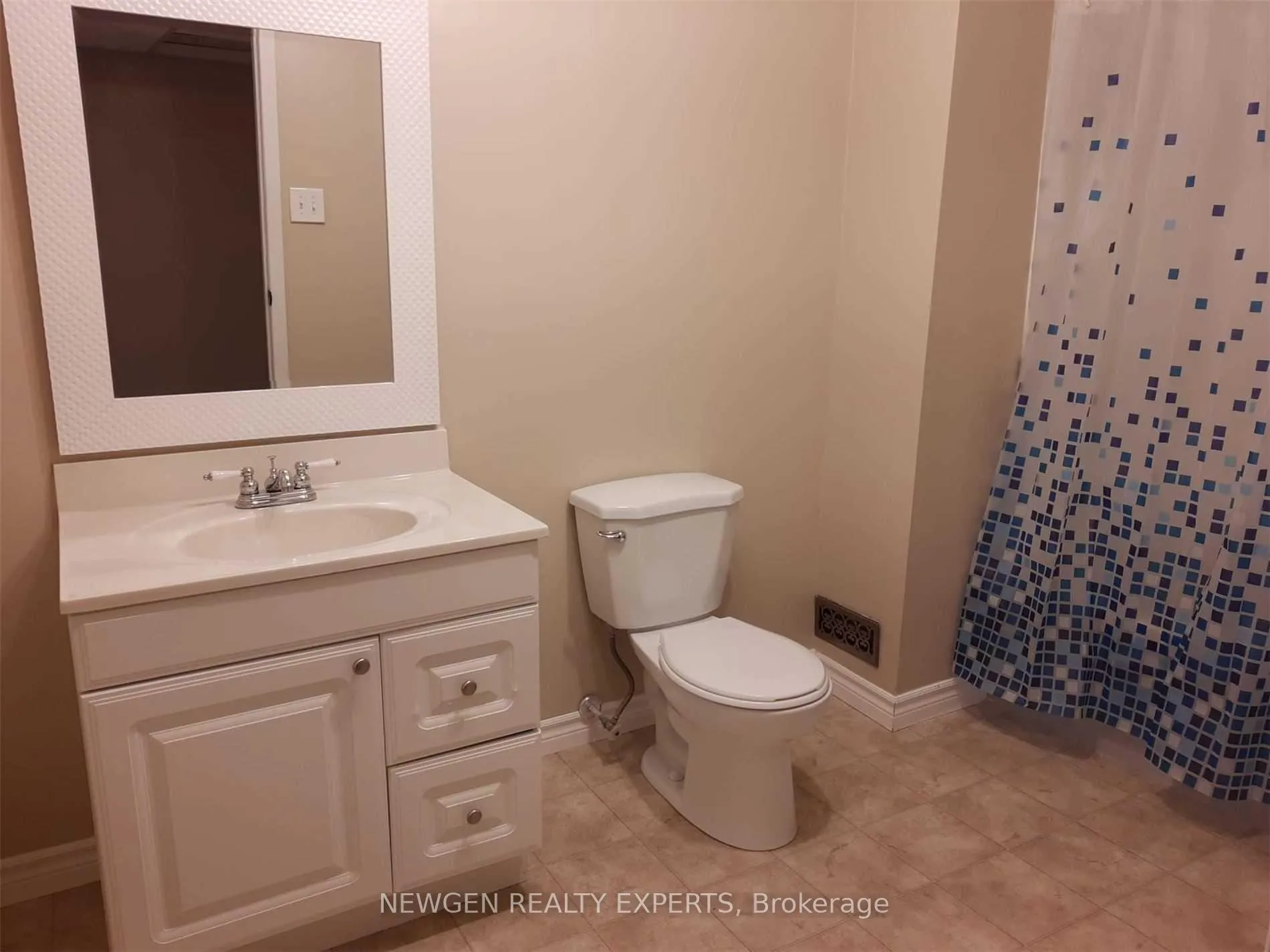 Photo 16 of 264 Laurentian Drive, Kitchener — HOMEH