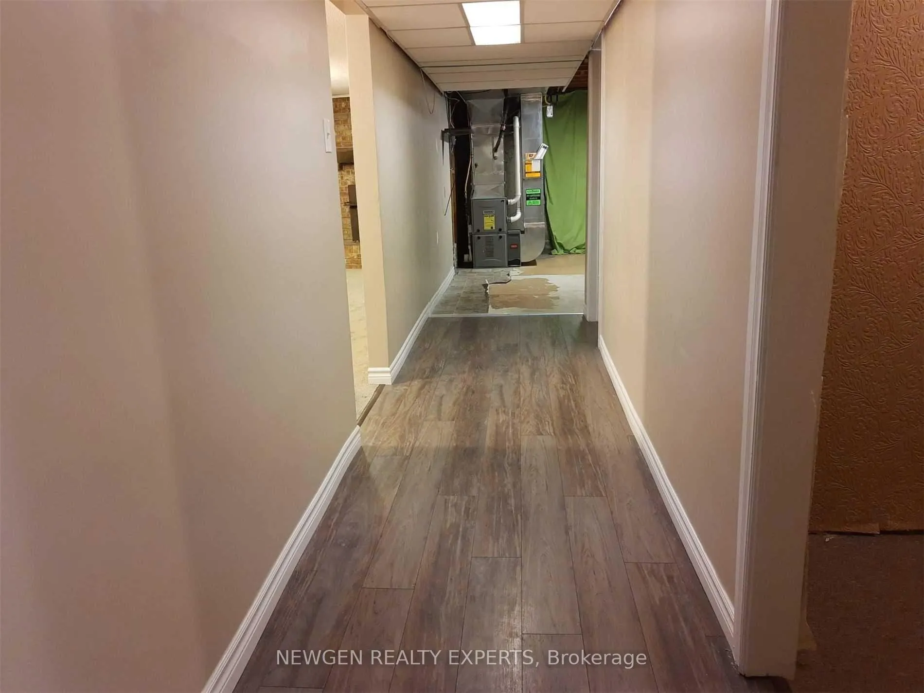 Photo 17 of 264 Laurentian Drive, Kitchener — HOMEH