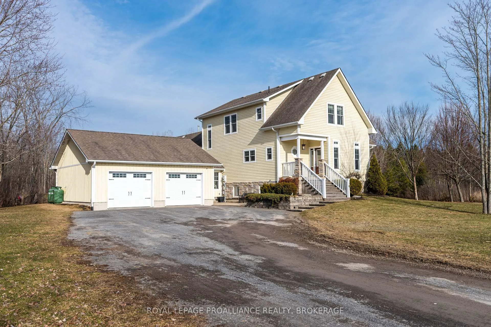 Photo 1 of 513 Deerview Drive, Kingston, Kingston East (incl CFB Kingston) — HOMEH