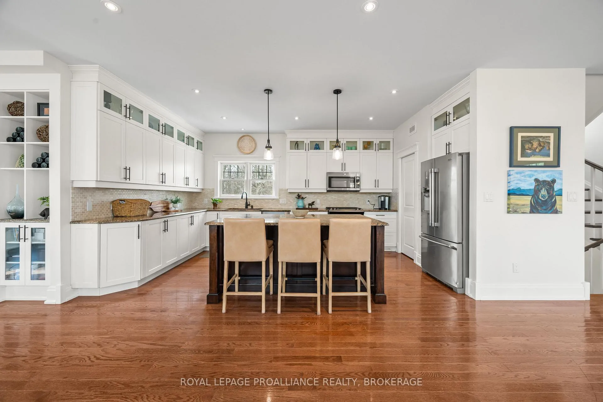 Photo 8 of 513 Deerview Drive, Kingston, Kingston East (incl CFB Kingston) — HOMEH