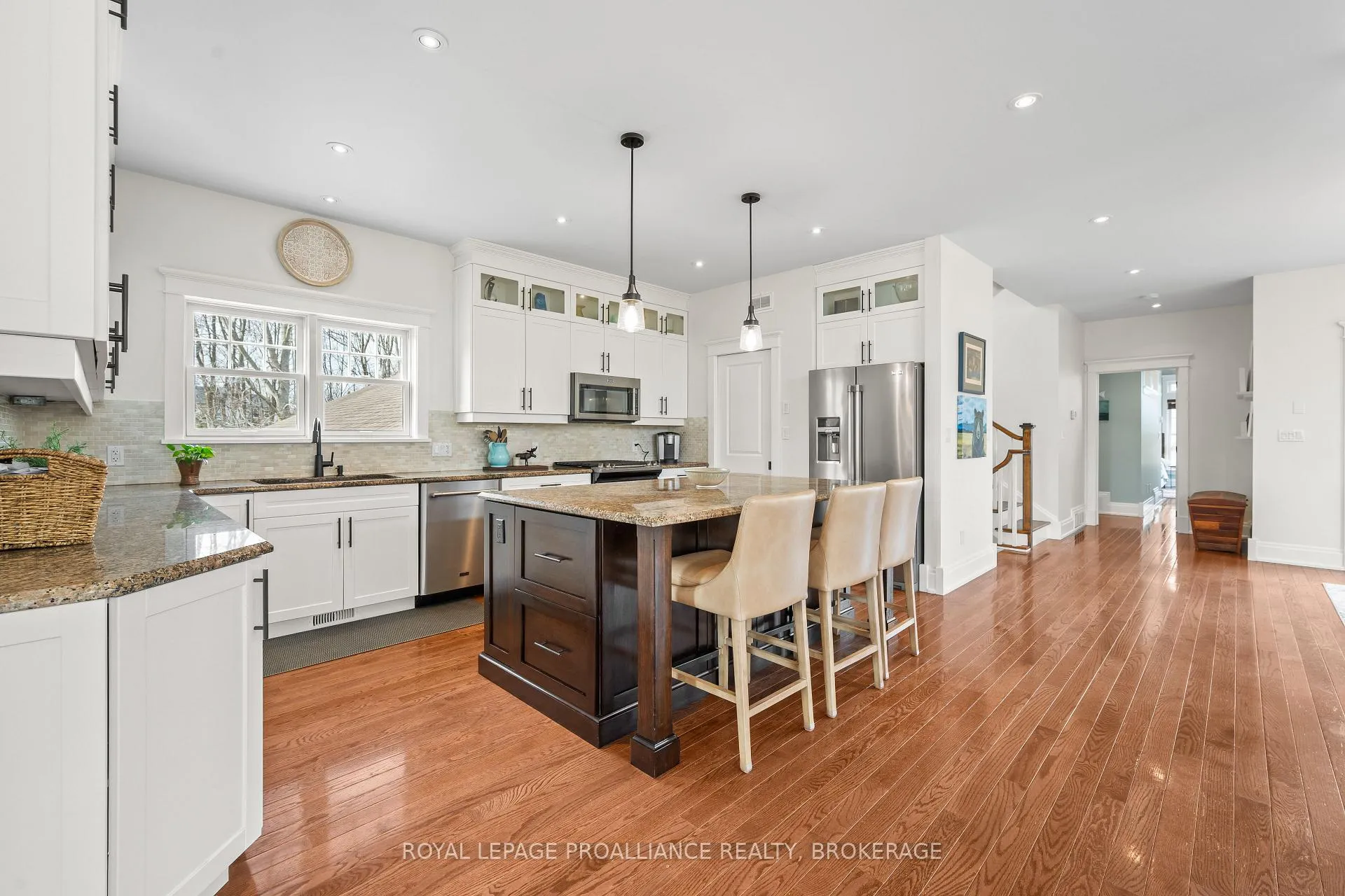 Photo 9 of 513 Deerview Drive, Kingston, Kingston East (incl CFB Kingston) — HOMEH