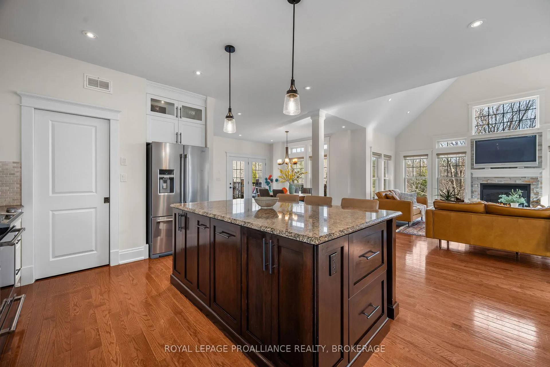 Photo 10 of 513 Deerview Drive, Kingston, Kingston East (incl CFB Kingston) — HOMEH