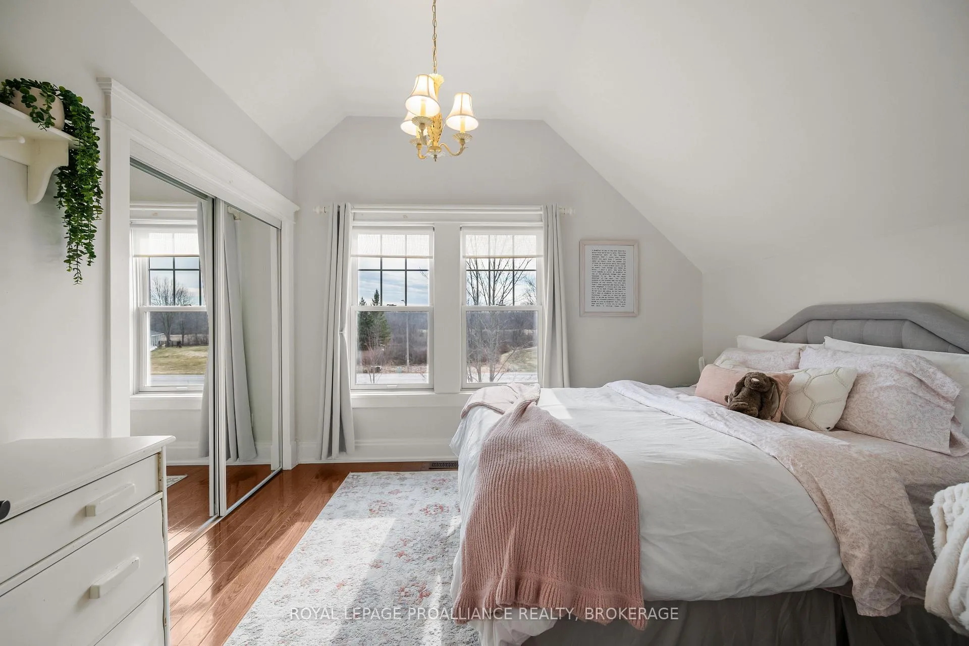 Photo 29 of 513 Deerview Drive, Kingston, Kingston East (incl CFB Kingston) — HOMEH