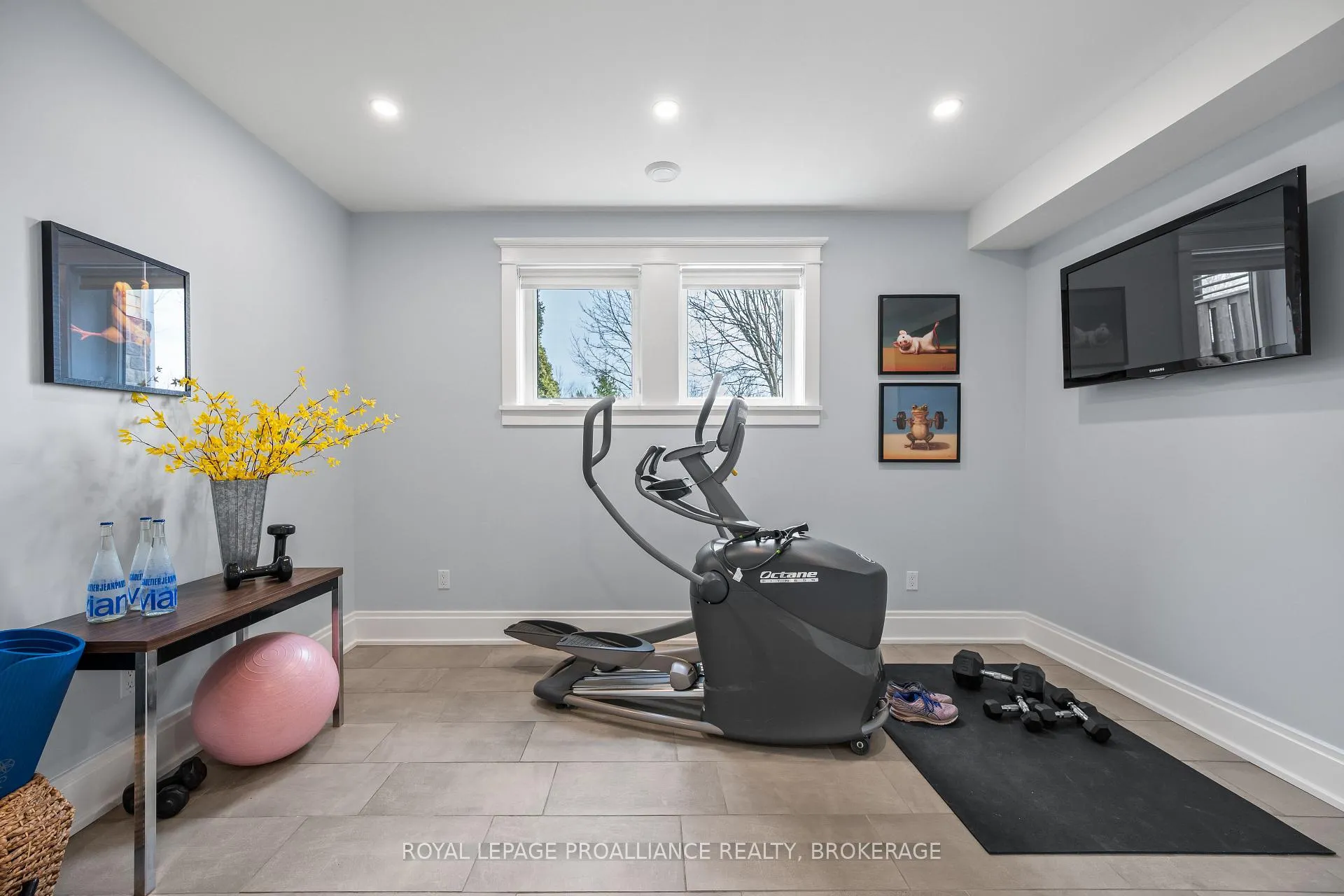 Photo 32 of 513 Deerview Drive, Kingston, Kingston East (incl CFB Kingston) — HOMEH