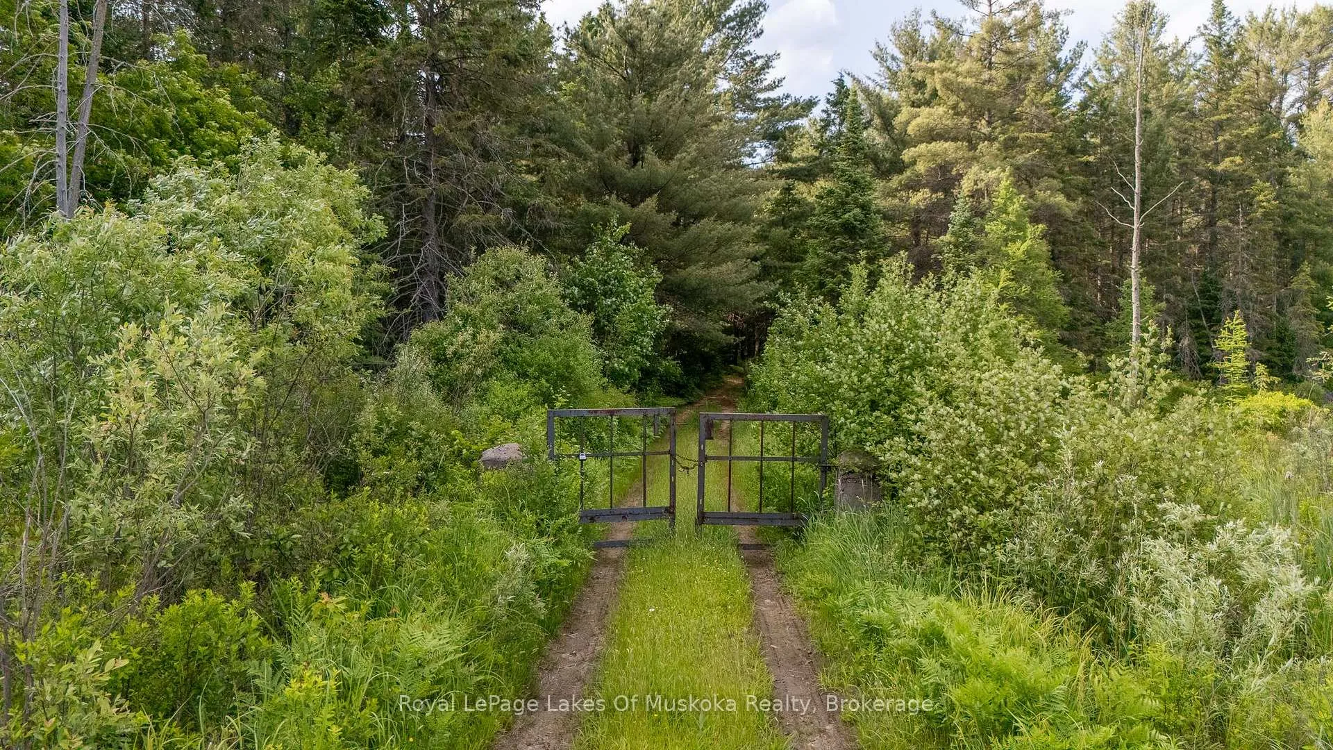 Photo 2 of 1958 518 Highway, McMurrich/Monteith, Sprucedale — HOMEH