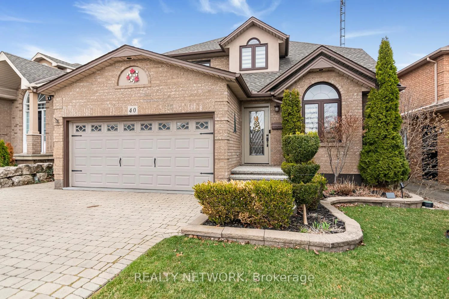 Photo 1 of 40 Artistic Boulevard, Hamilton, Lisgar — HOMEH