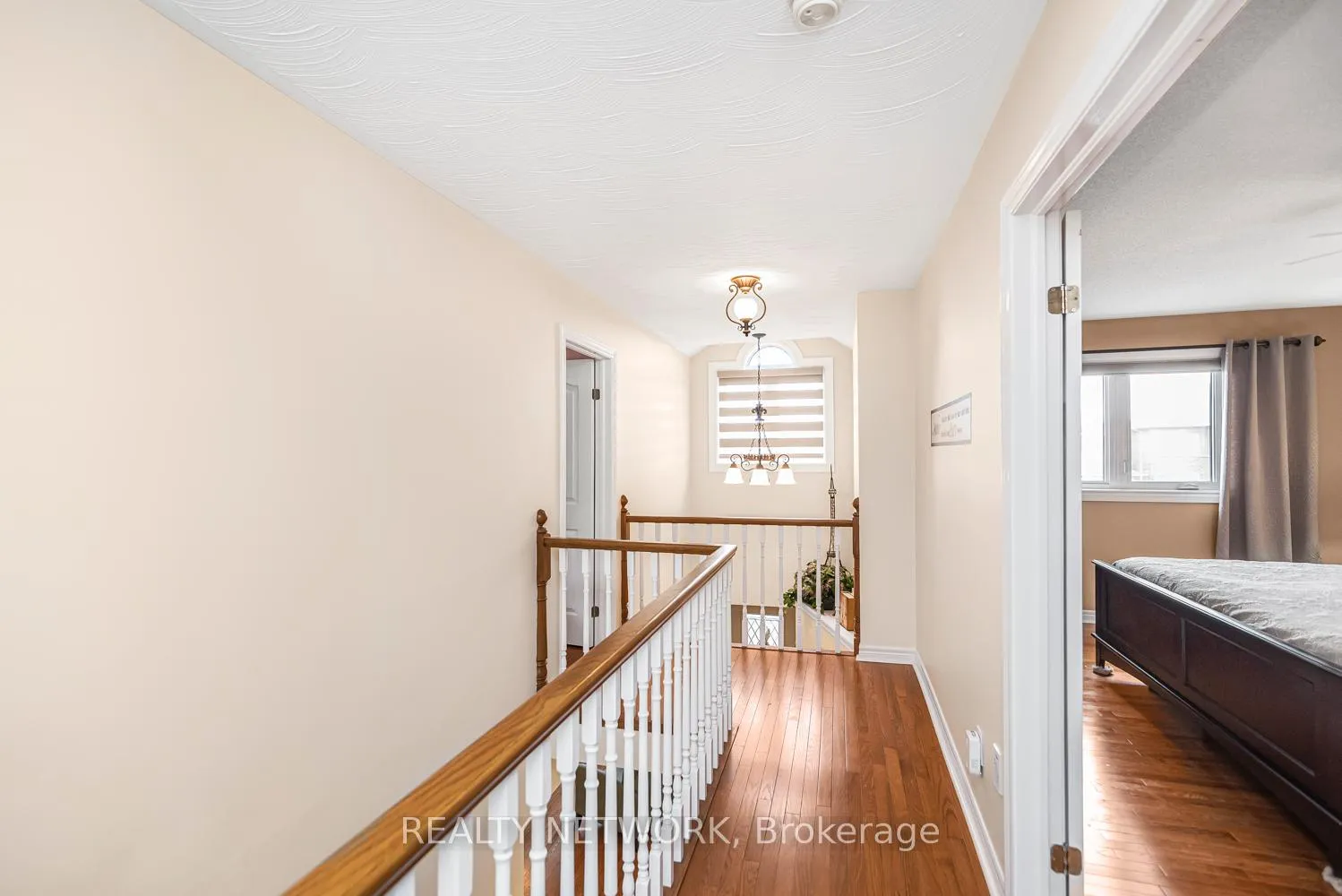 Photo 23 of 40 Artistic Boulevard, Hamilton, Lisgar — HOMEH