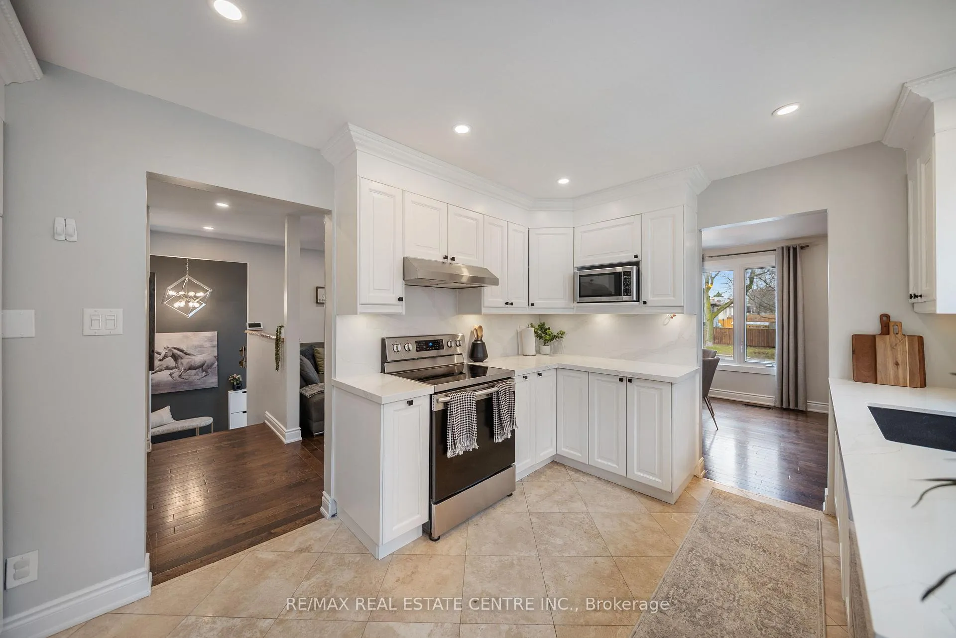Photo 19 of 326 Whitehead Crescent, Caledon, Bolton North — HOMEH