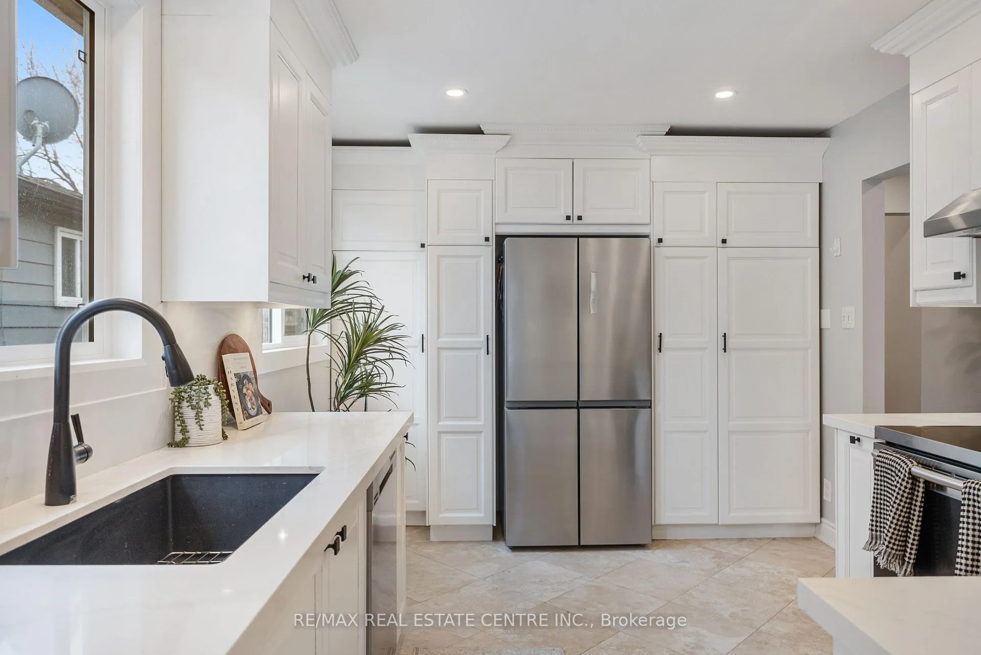 Photo 22 of 326 Whitehead Crescent, Caledon, Bolton North — HOMEH