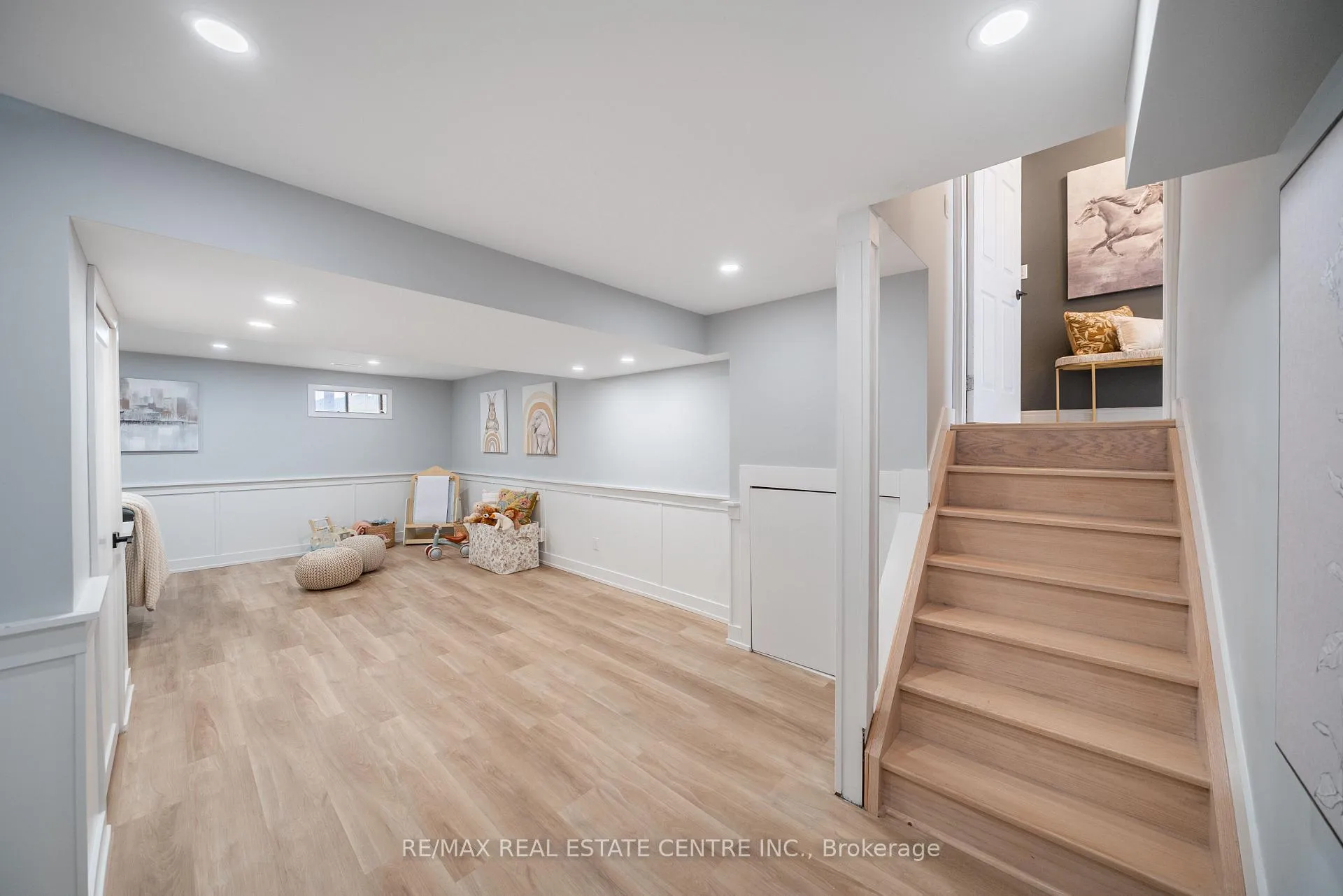 Photo 31 of 326 Whitehead Crescent, Caledon, Bolton North — HOMEH