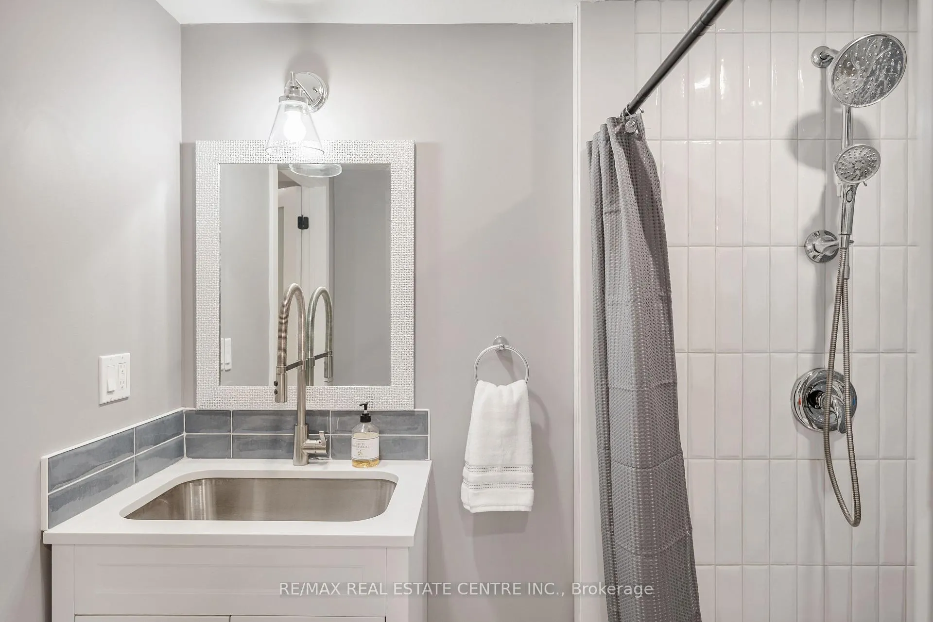 Photo 35 of 326 Whitehead Crescent, Caledon, Bolton North — HOMEH