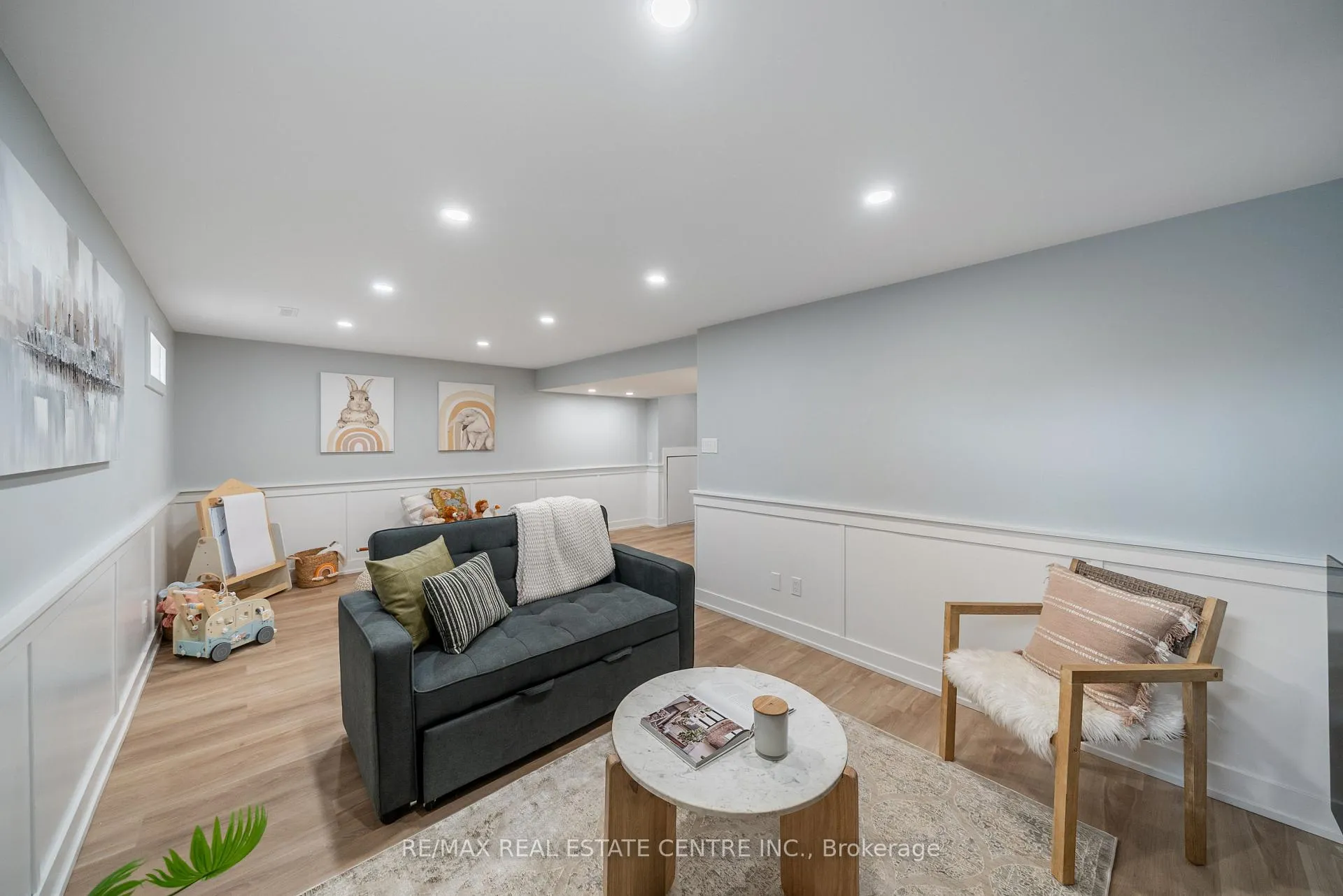 Photo 40 of 326 Whitehead Crescent, Caledon, Bolton North — HOMEH
