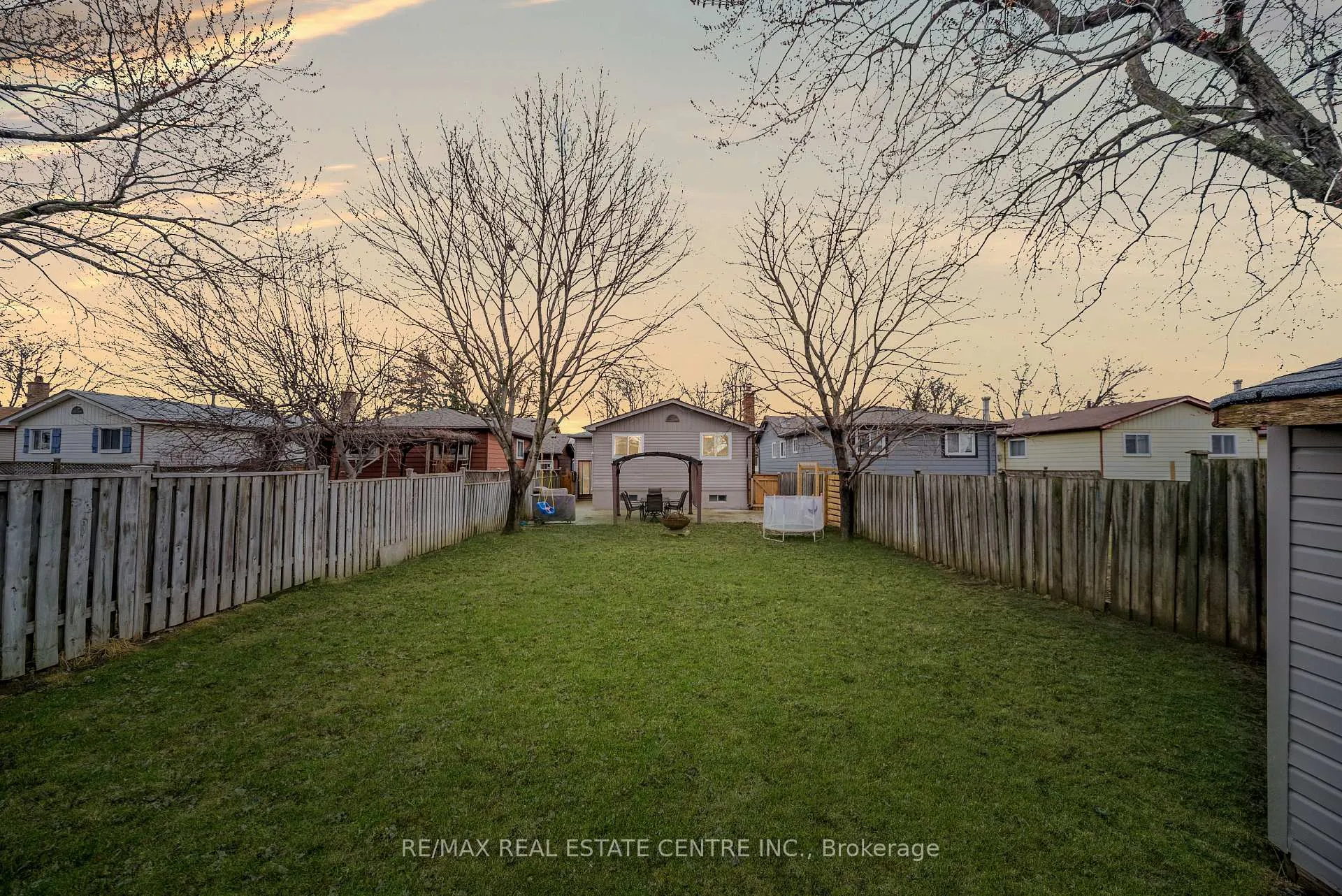 Photo 42 of 326 Whitehead Crescent, Caledon, Bolton North — HOMEH