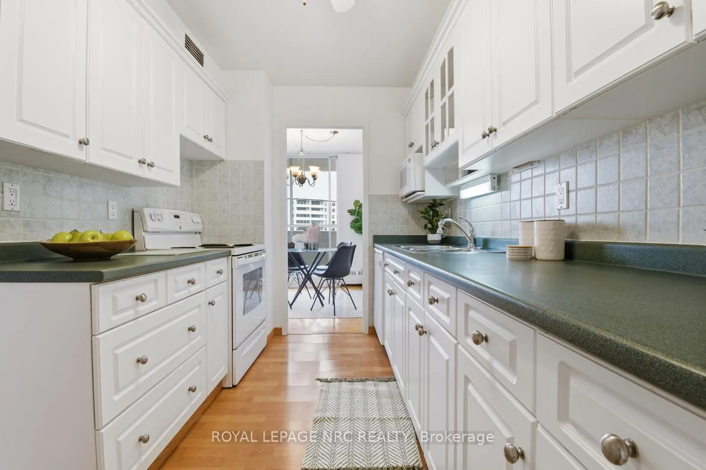 Photo 2 of Unit 708, 15 Towering Heights Boulevard N, St. Catharines, Glendale/Glenridge — HOMEH