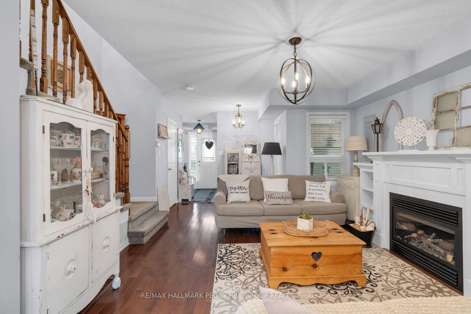 Photo 3 of 96 Majesty Boulevard, Barrie, Innis-Shore — HOMEH