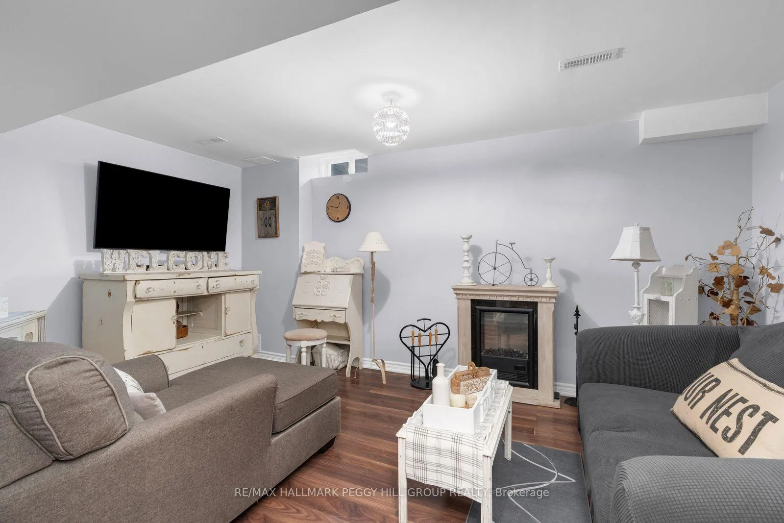 Photo 12 of 96 Majesty Boulevard, Barrie, Innis-Shore — HOMEH