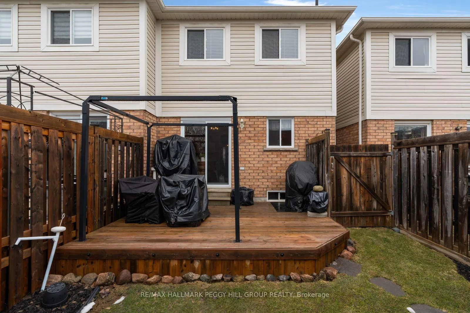 Photo 15 of 96 Majesty Boulevard, Barrie, Innis-Shore — HOMEH