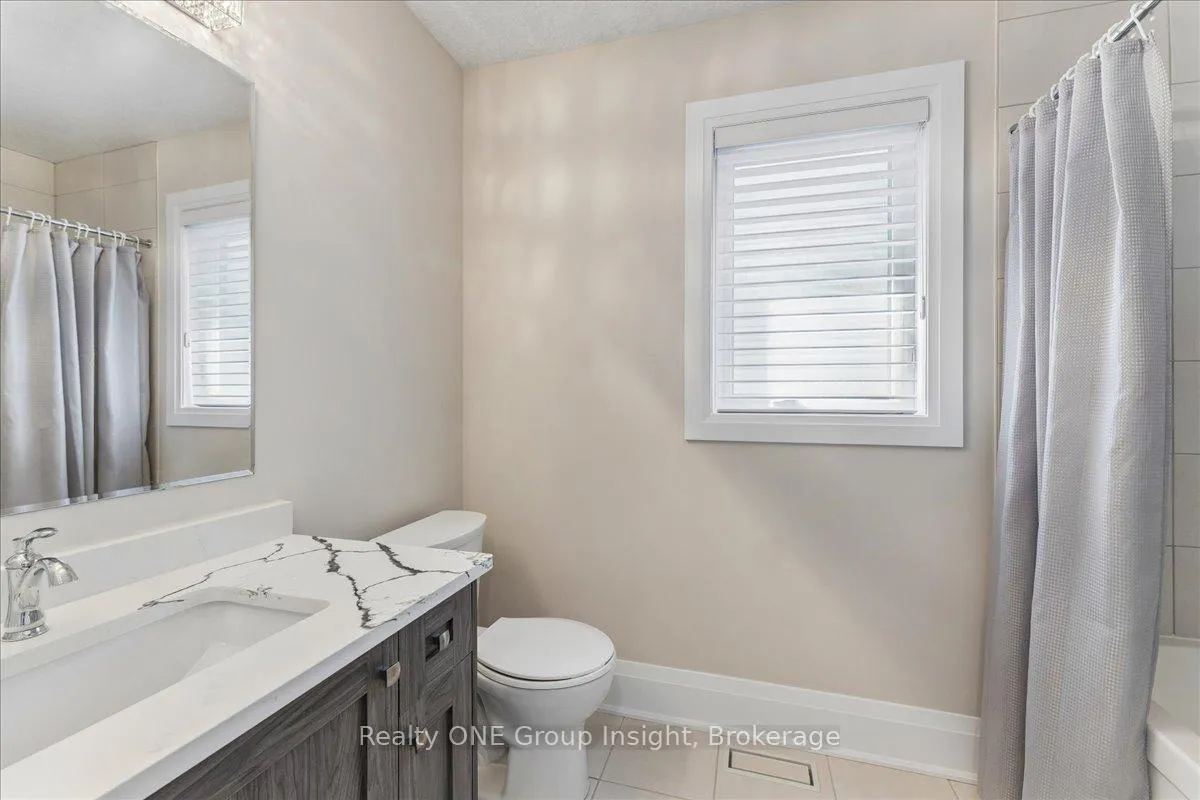Photo 31 of 570 Bridgemill Crescent, Kitchener, Grand River South — HOMEH