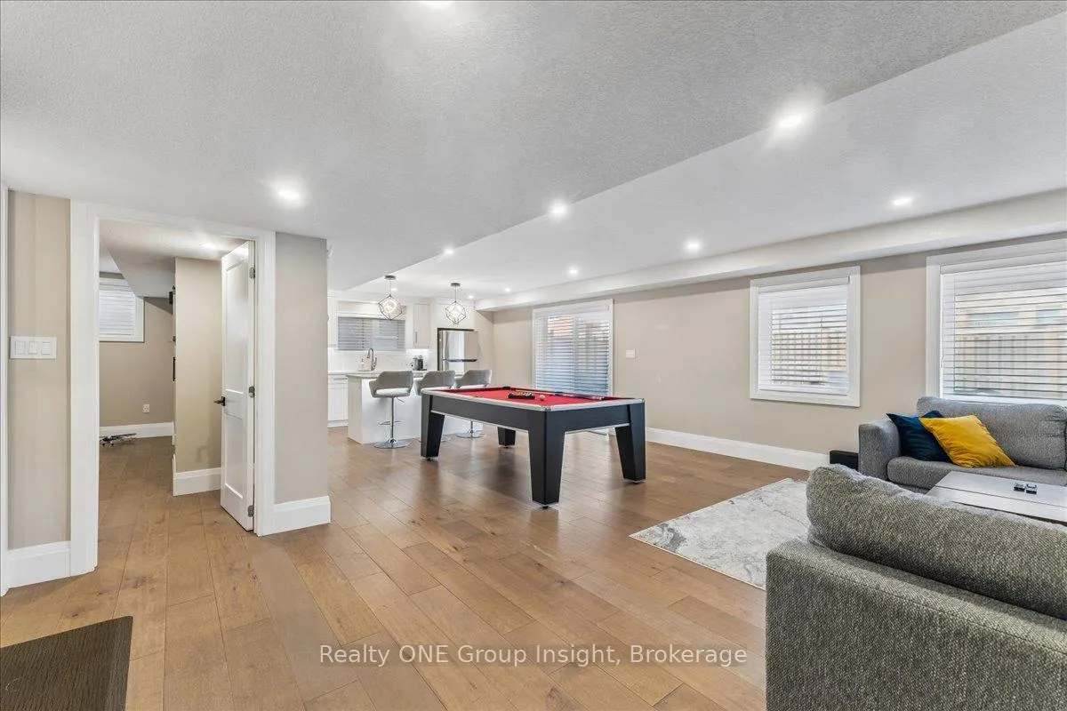 Photo 36 of 570 Bridgemill Crescent, Kitchener, Grand River South — HOMEH