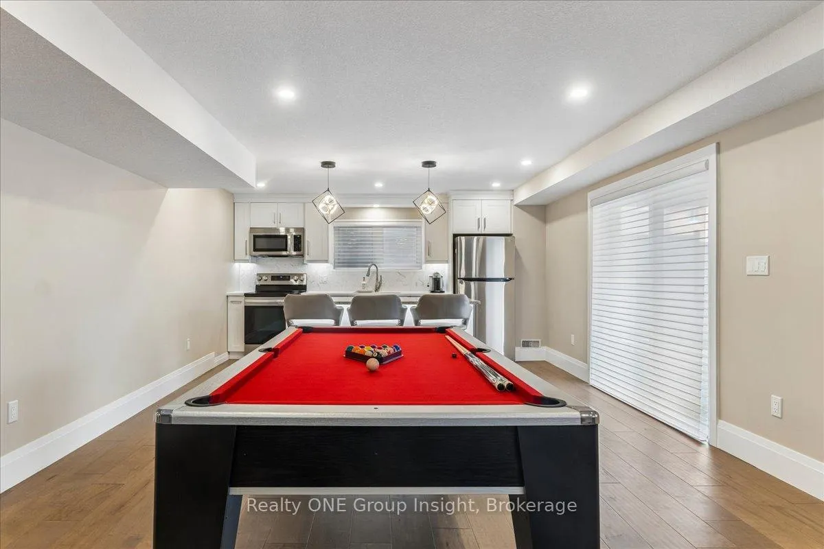 Photo 37 of 570 Bridgemill Crescent, Kitchener, Grand River South — HOMEH