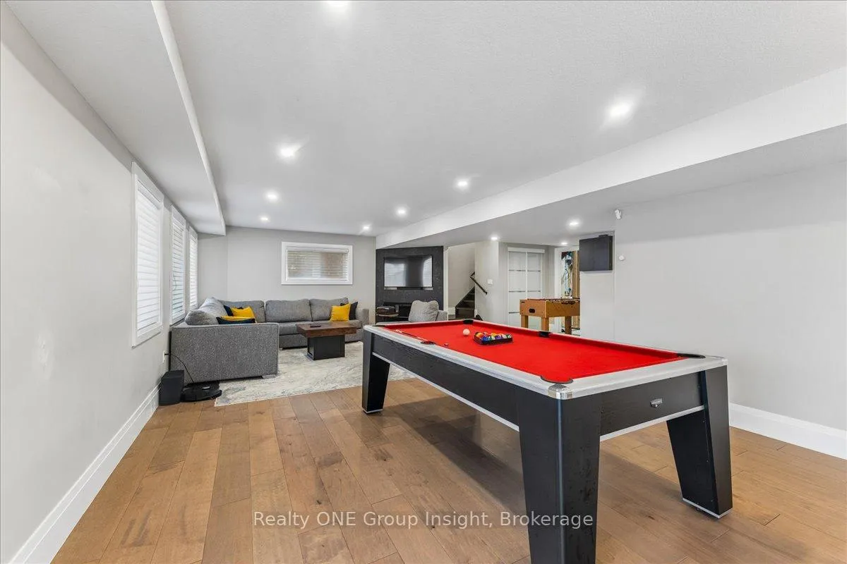 Photo 39 of 570 Bridgemill Crescent, Kitchener, Grand River South — HOMEH