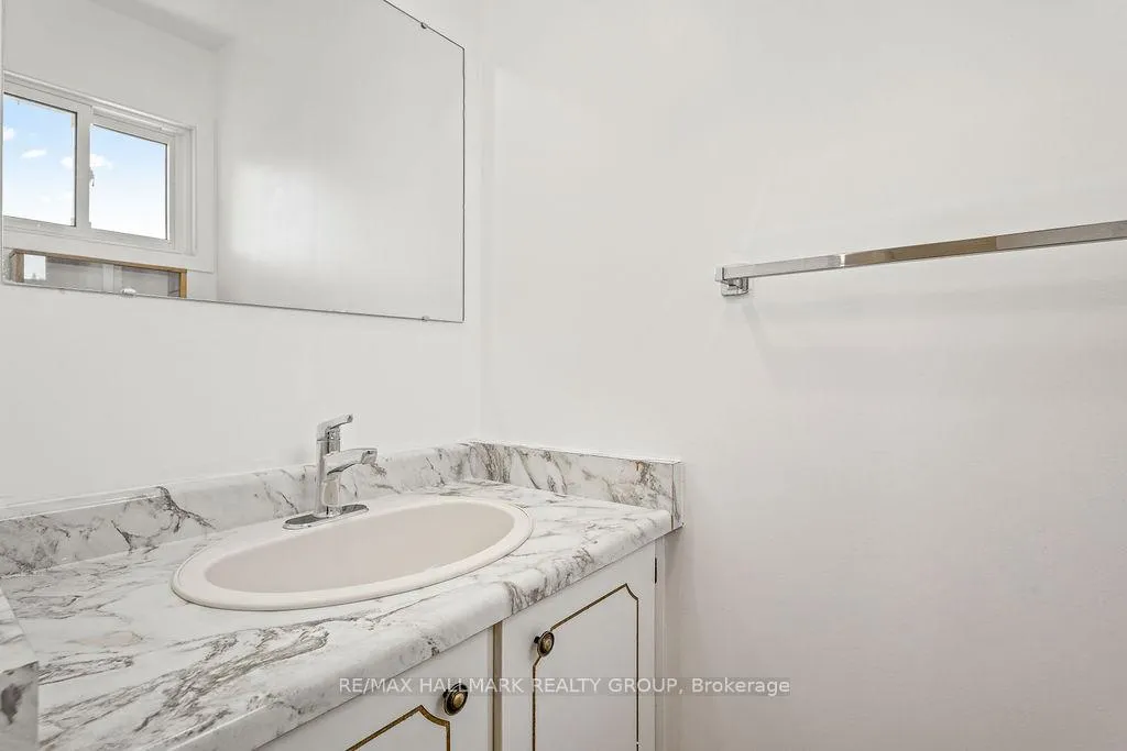 Photo 19 of Unit 48, 2276 Orient Park Drive, Ottawa, Blackburn Hamlet (South) — HOMEH