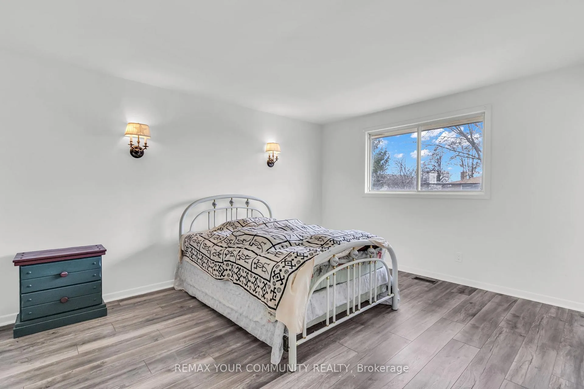 Photo 15 of 32 Wellbrook Boulevard, Welland, Prince Charles — HOMEH