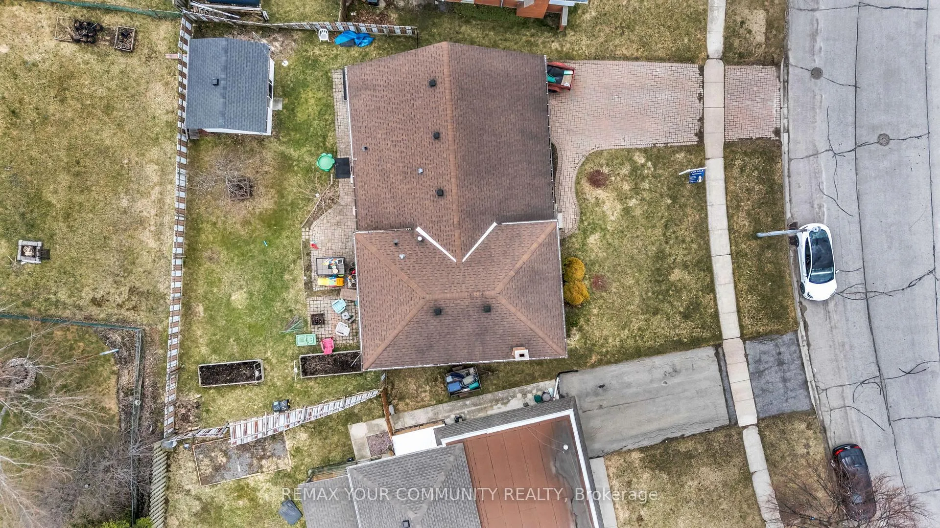 Photo 34 of 32 Wellbrook Boulevard, Welland, Prince Charles — HOMEH