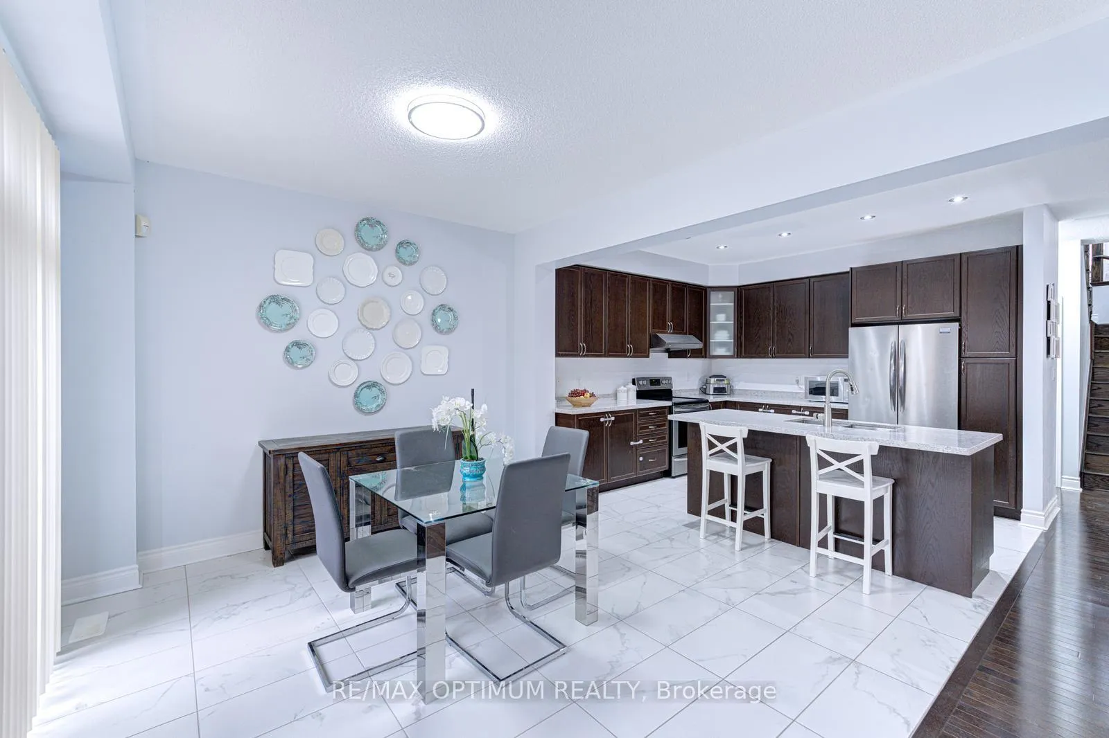 Photo 15 of 35 Andretti Crescent, Brampton, Credit Valley — HOMEH