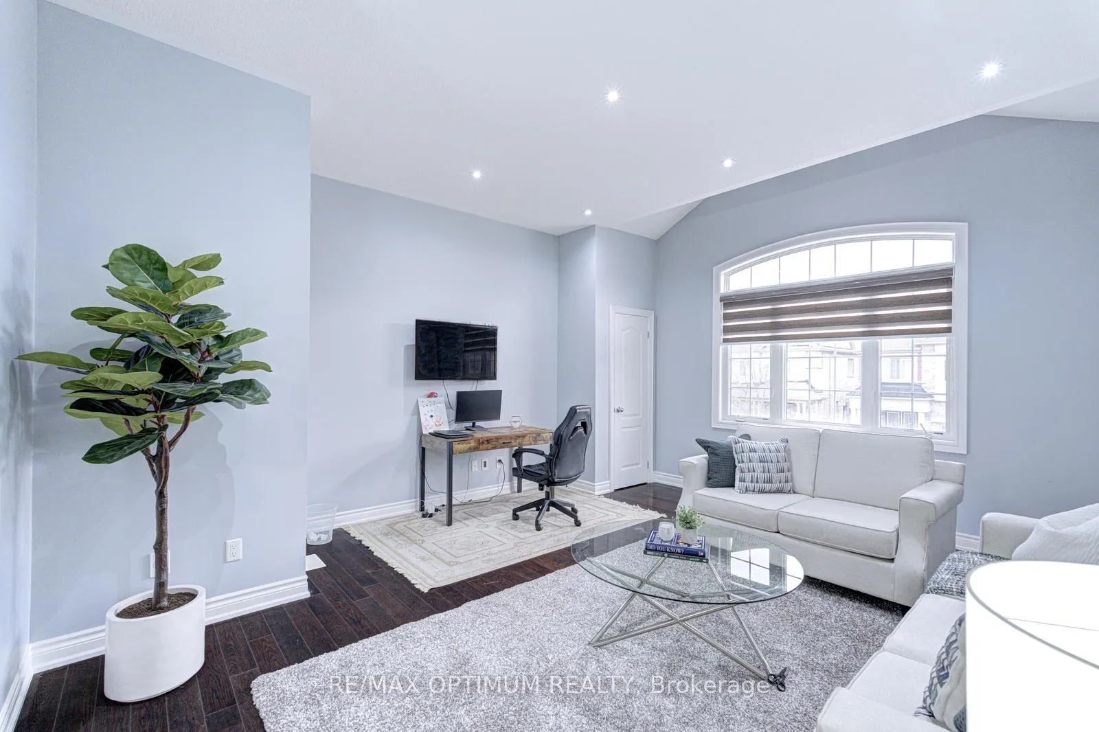 Photo 20 of 35 Andretti Crescent, Brampton, Credit Valley — HOMEH