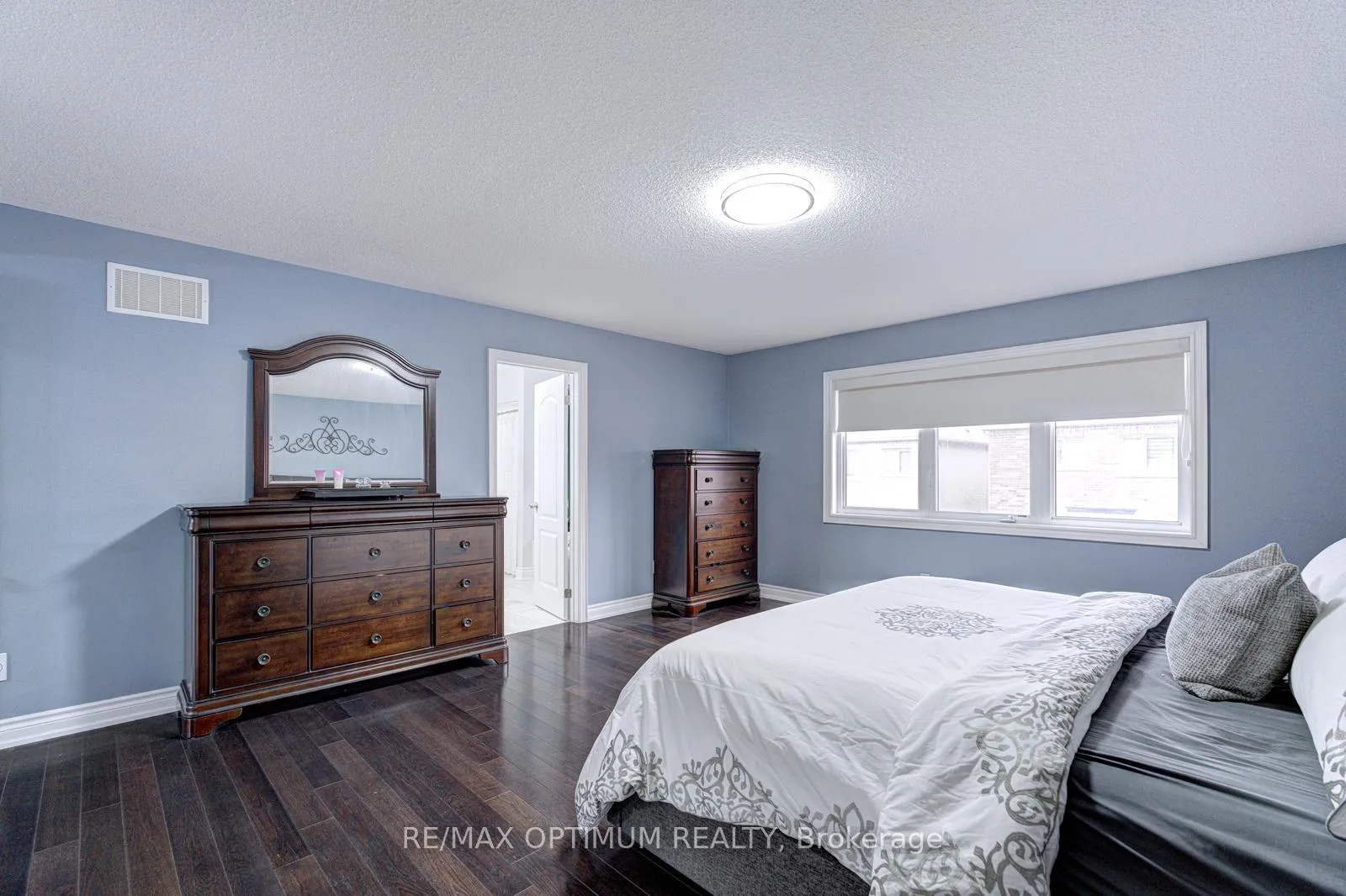Photo 27 of 35 Andretti Crescent, Brampton, Credit Valley — HOMEH