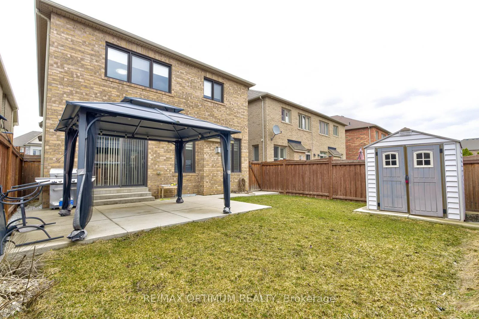 Photo 38 of 35 Andretti Crescent, Brampton, Credit Valley — HOMEH