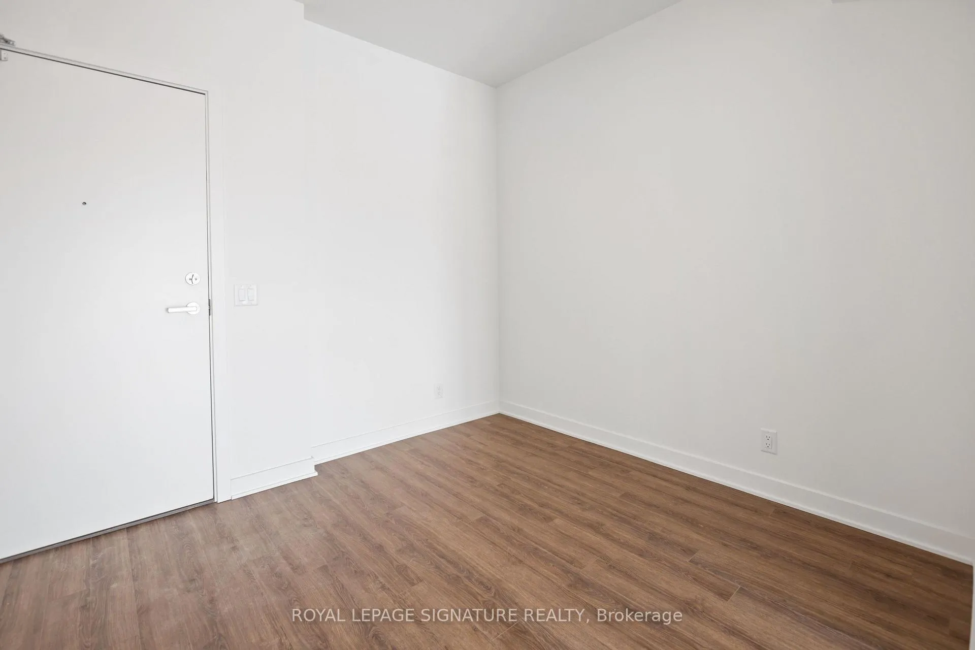 Photo 2 of Unit 411, 51 Clarington Boulevard, Clarington, Bowmanville — HOMEH